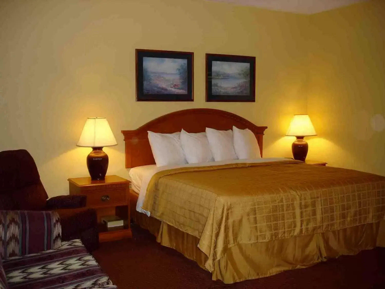 King Room in Quality Inn & Suites CVG Airport