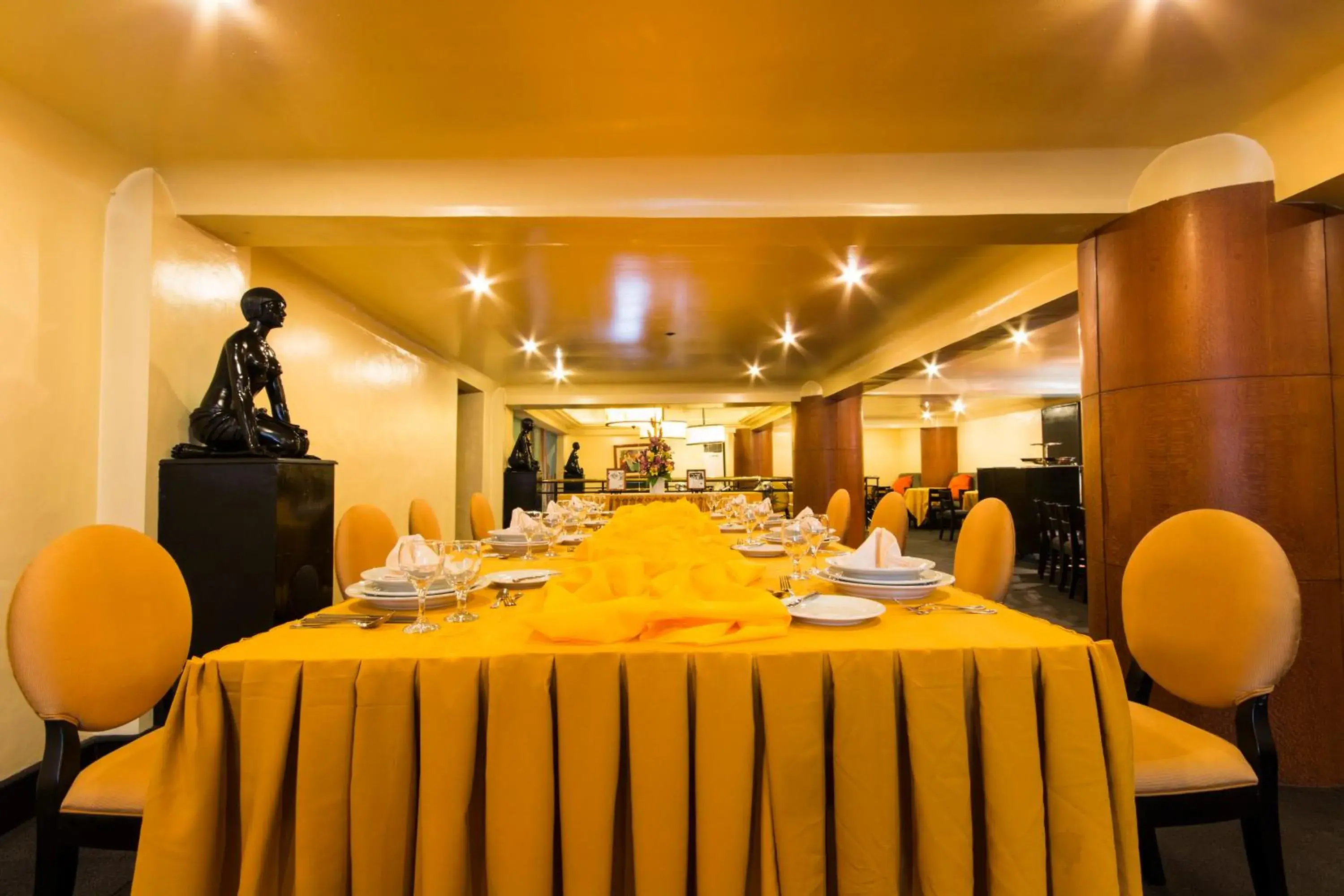 Banquet/Function facilities, Restaurant/Places to Eat in Miramar Hotel