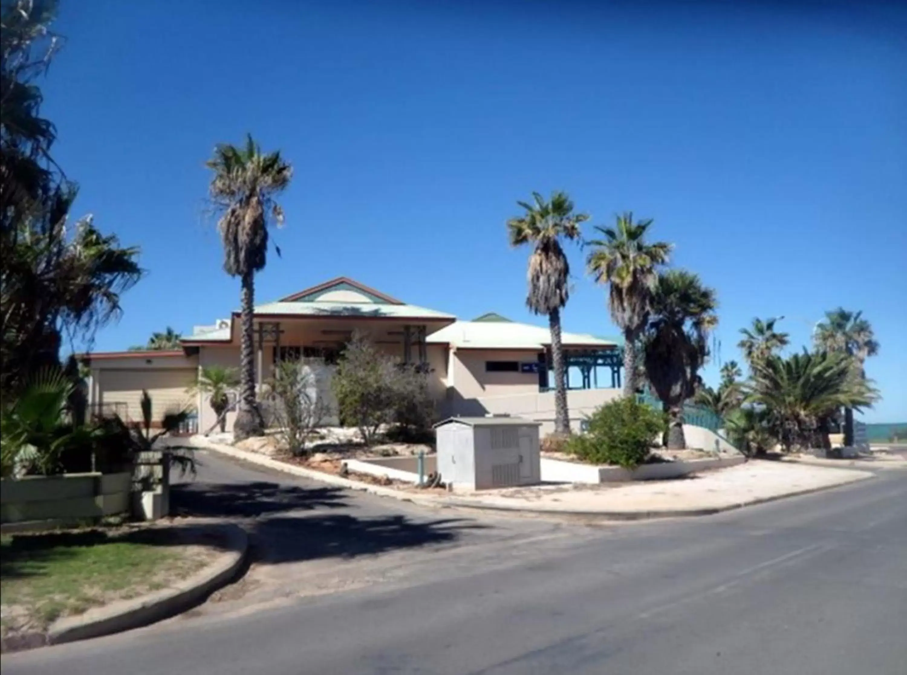 Property Building in Heritage Resort Shark Bay