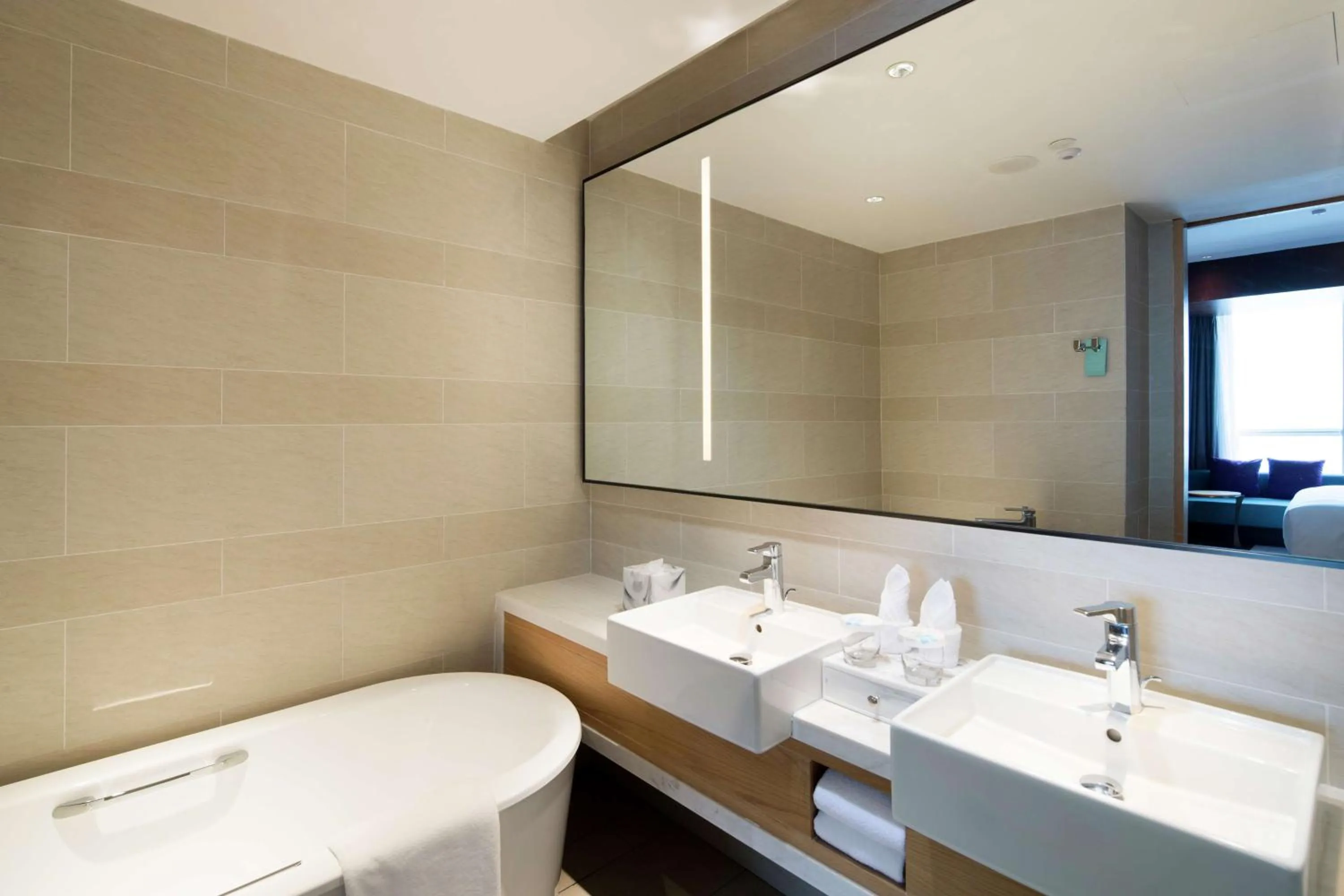 Bathroom in Hilton Garden Inn Zhuhai Hengqin