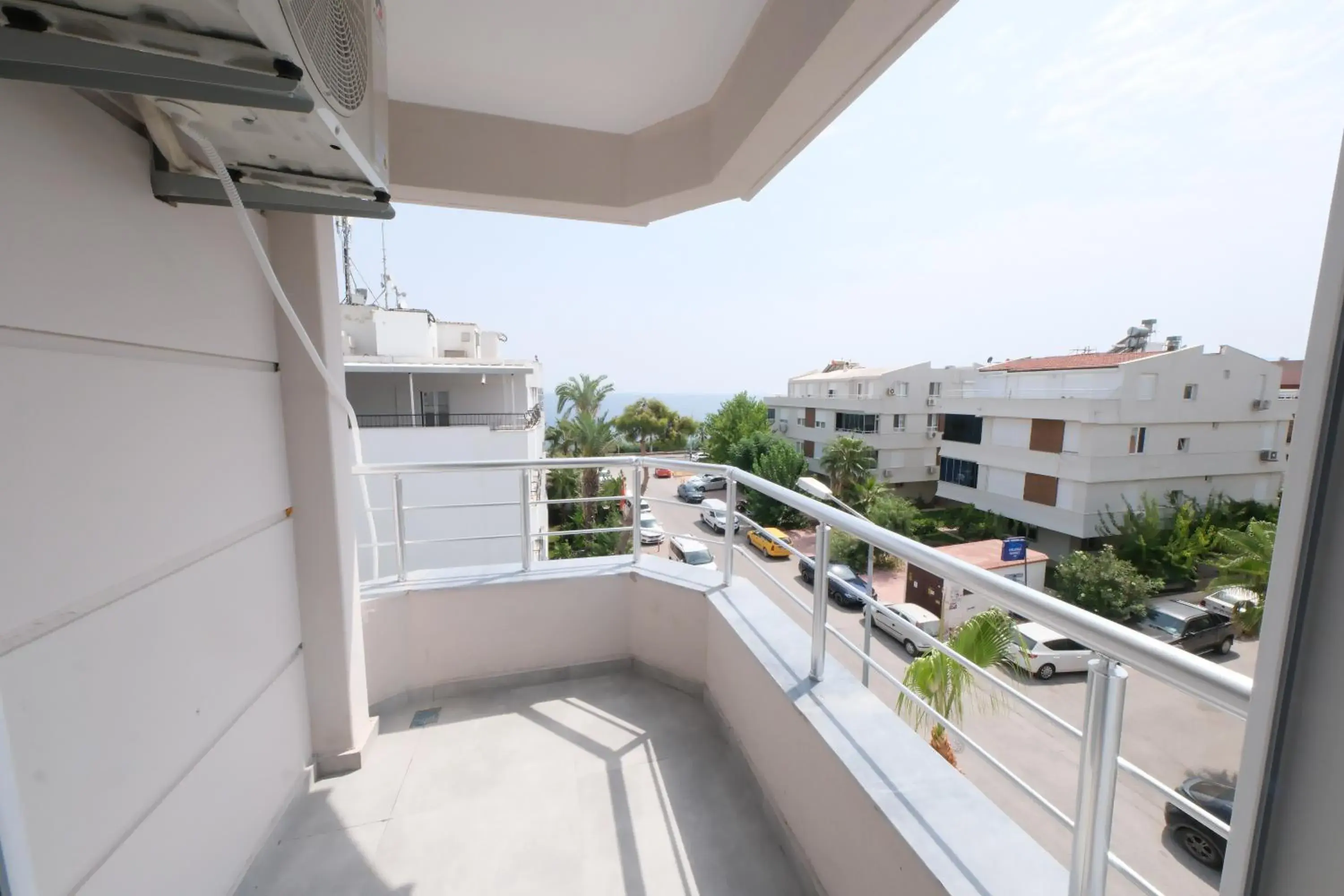 Property building, Balcony/Terrace in Premier İnn Cİty