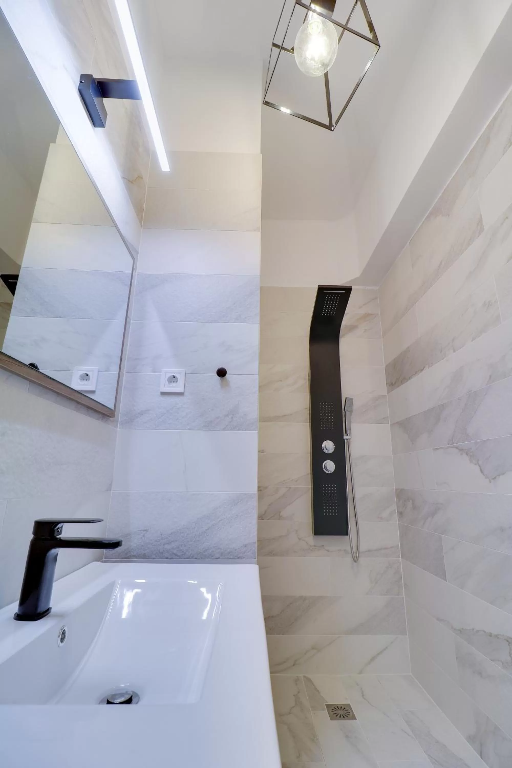 Bathroom in AthINN Residence