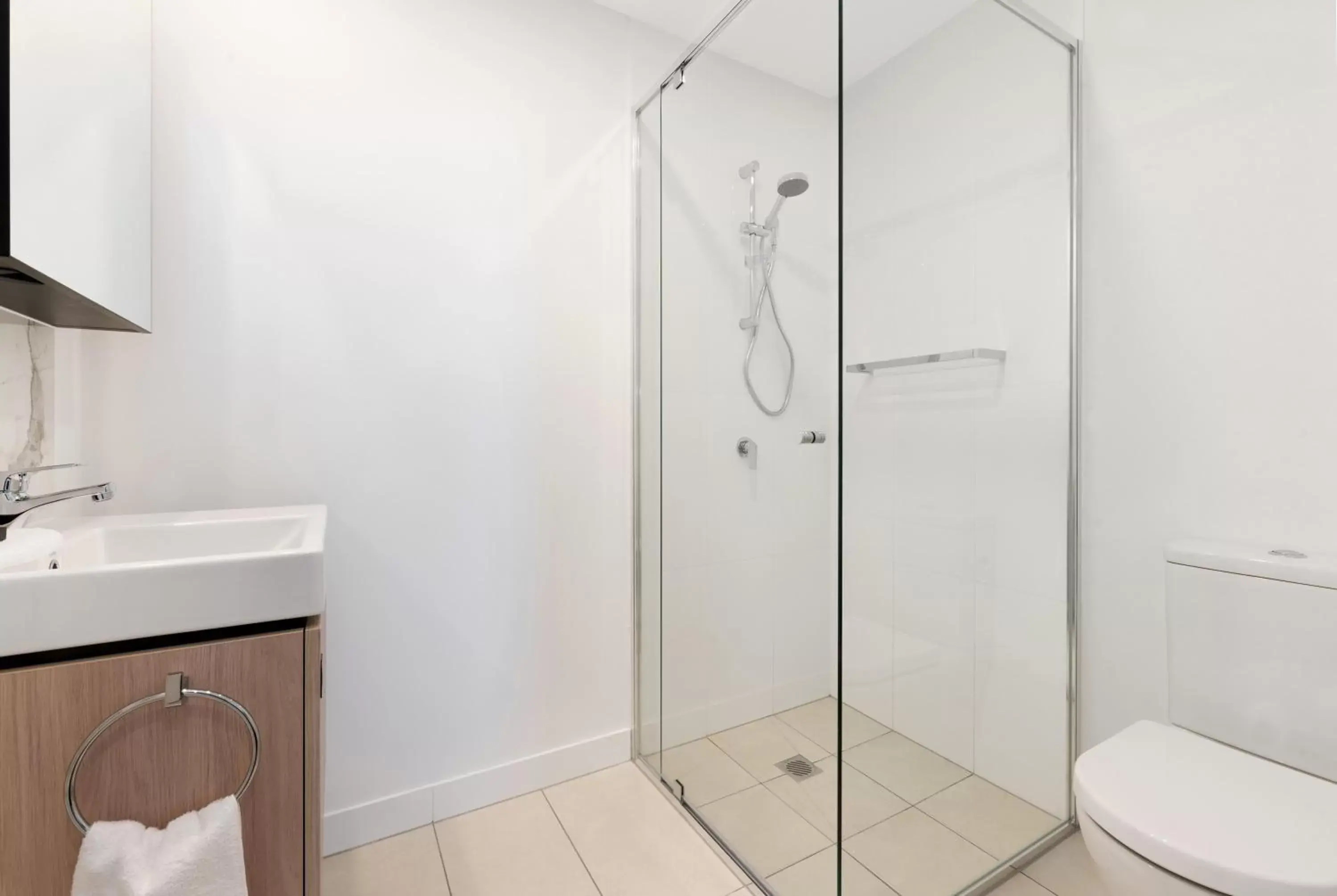 Shower, Bathroom in Hope Street Apartments by CLLIX