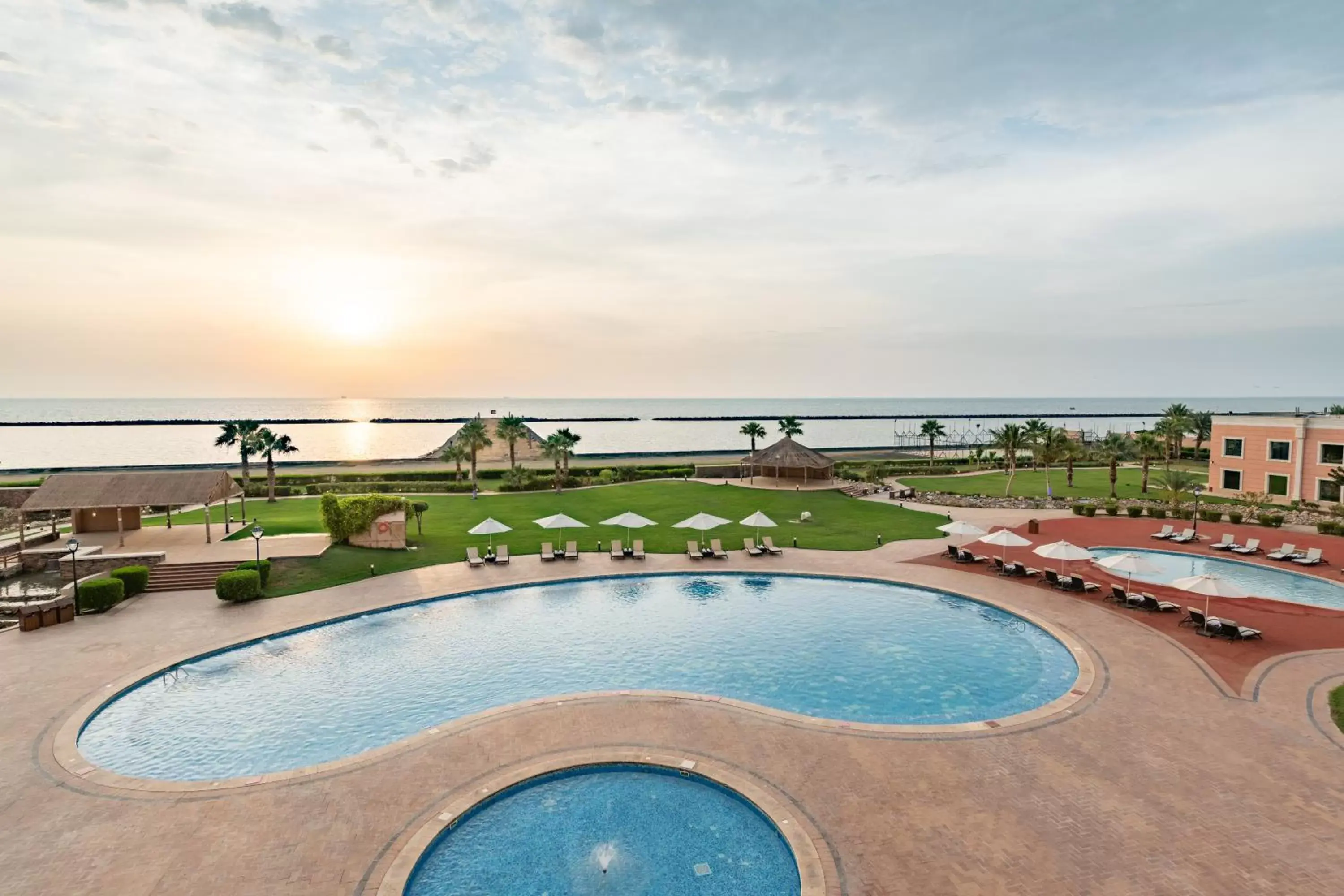 Sea view, Swimming Pool in Radisson Blu Resort Jizan