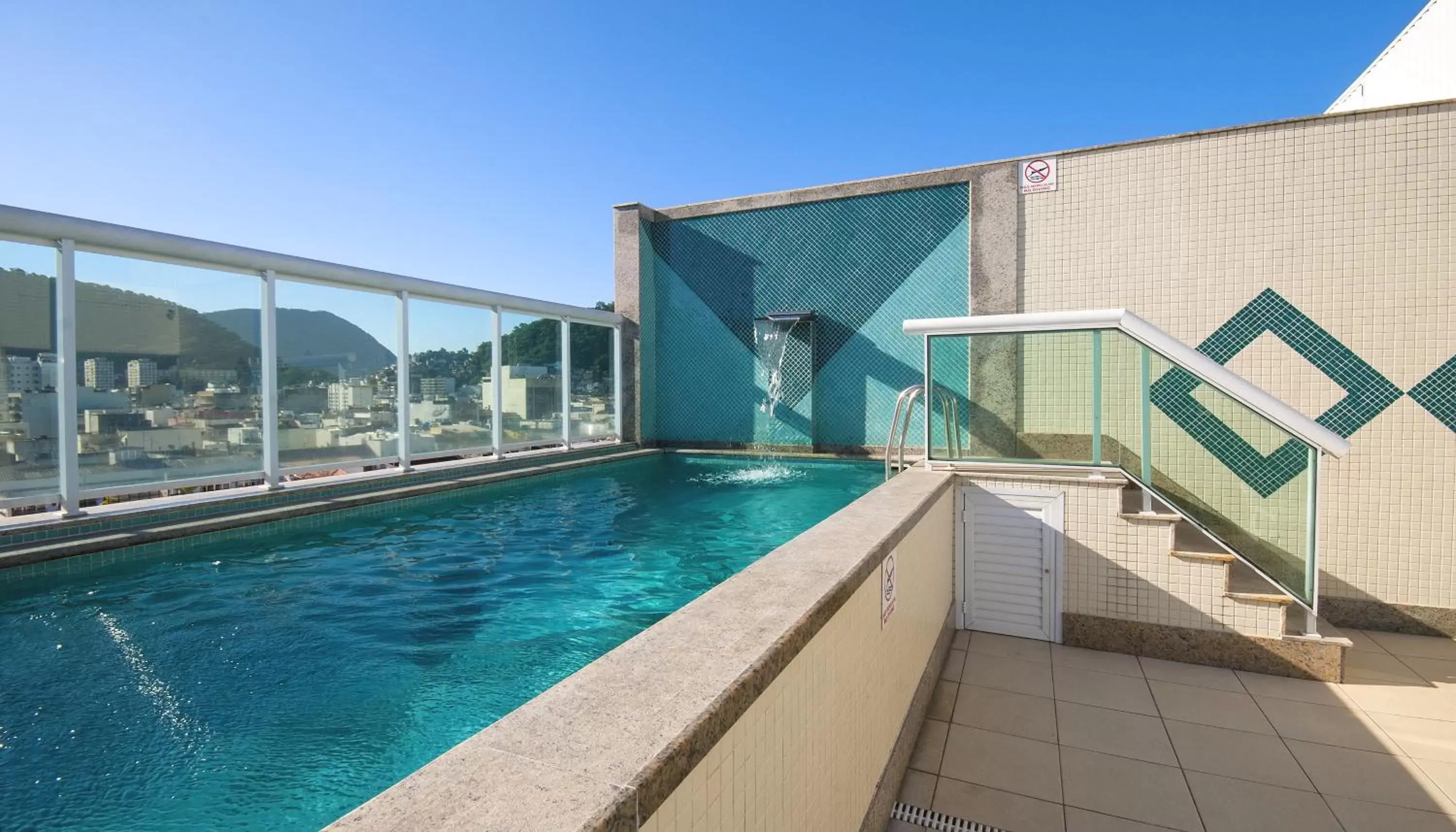 Bird's eye view, Swimming Pool in Hotel Bandeirantes