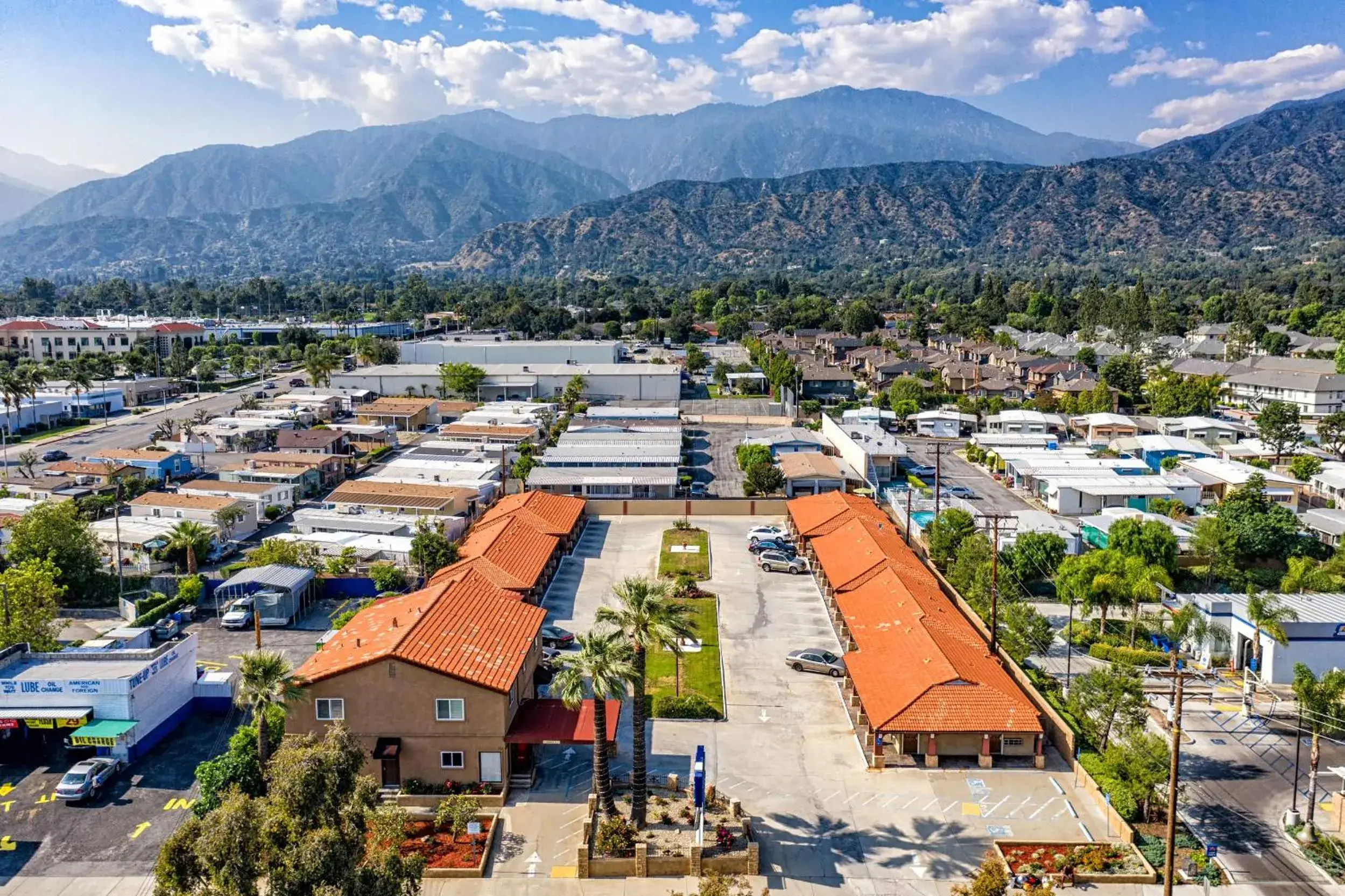 Bird's-eye View in Oak Park Motel