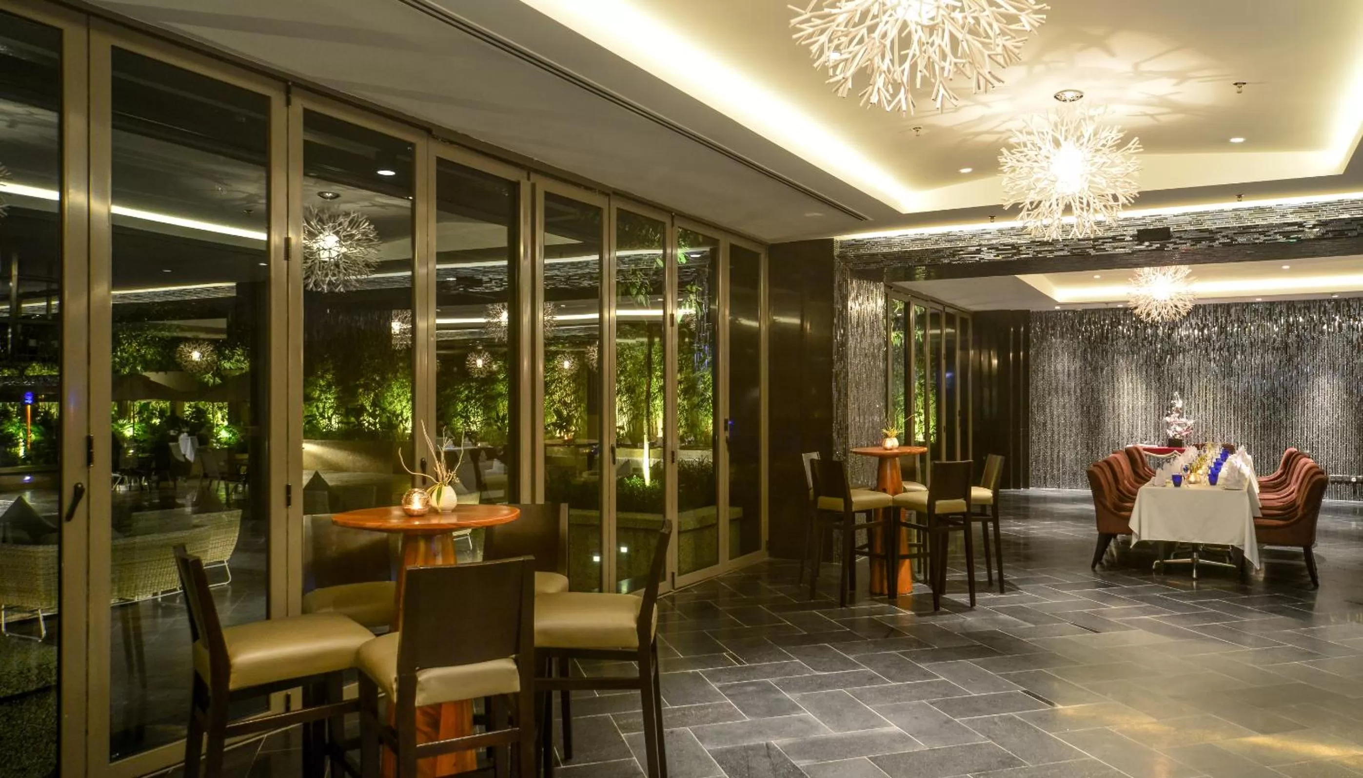 Restaurant/places to eat in The Light Hotel Penang