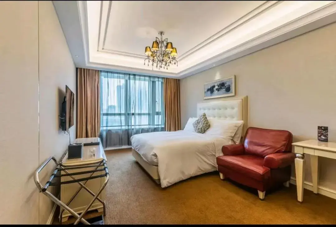 Business Twin-beds Suite in Wealthy All Suite Hotel Suzhou Business Twin-beds Suite in Wealthy All Suite Hotel Suzhou