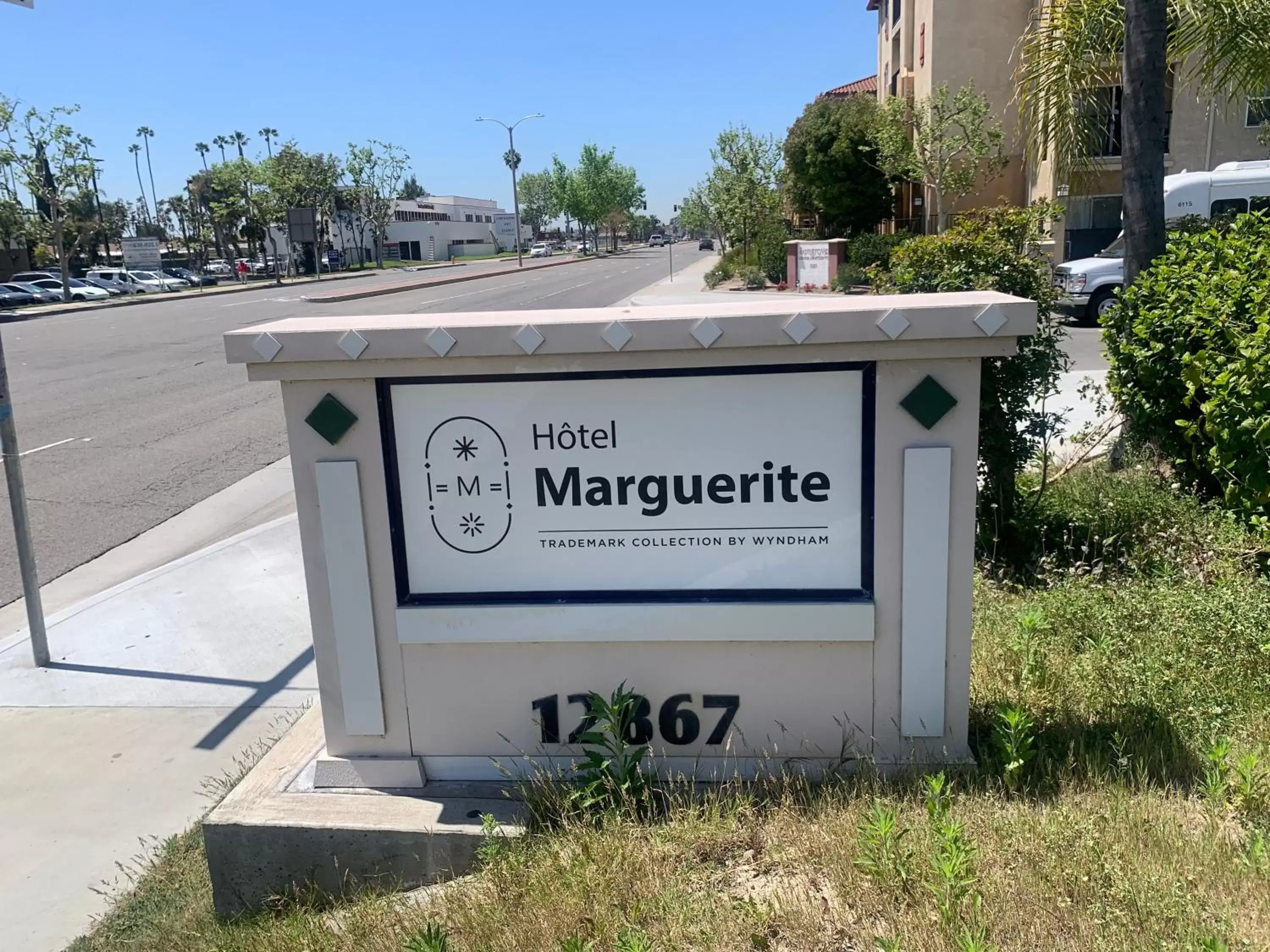 Property building, Property Logo/Sign in Hotel Marguerite Anaheim - Garden Grove, Trademark Collection