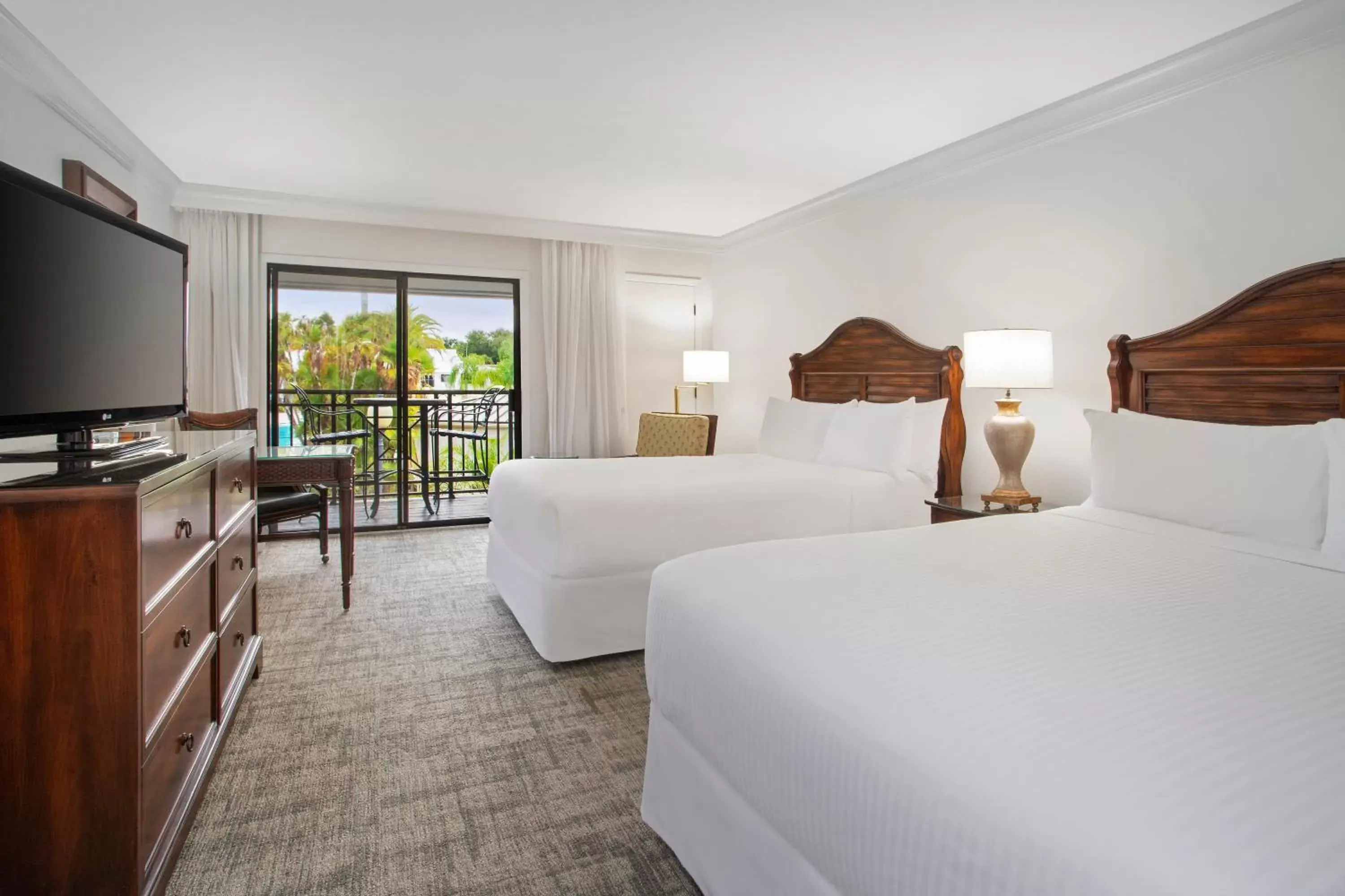 Bed in Saddlebrook Golf Resort & Spa Tampa North-Wesley Chapel