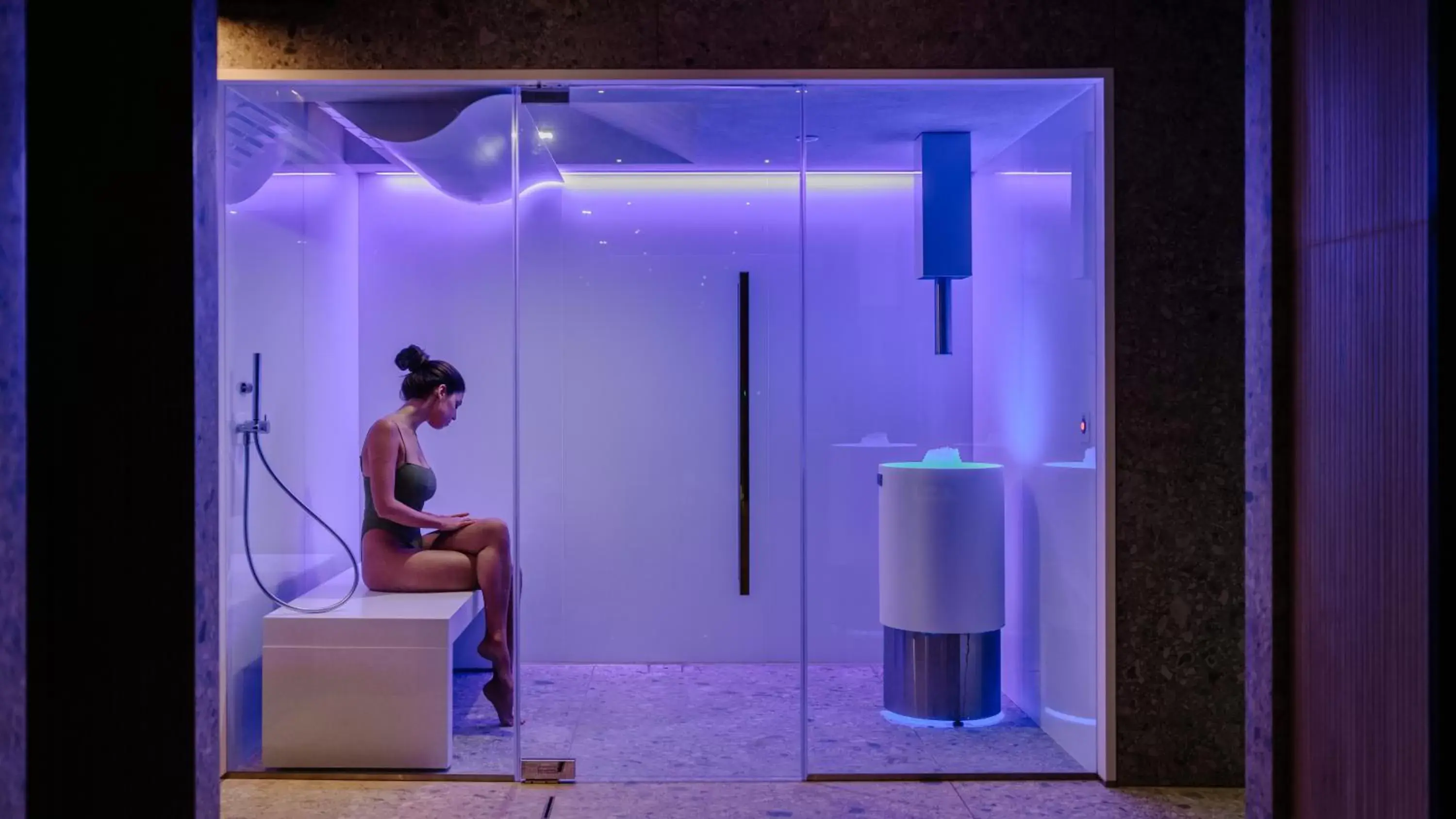 Spa and wellness centre/facilities, Bathroom in Grand Hotel Victoria concept & spa, by R Collection Hotels