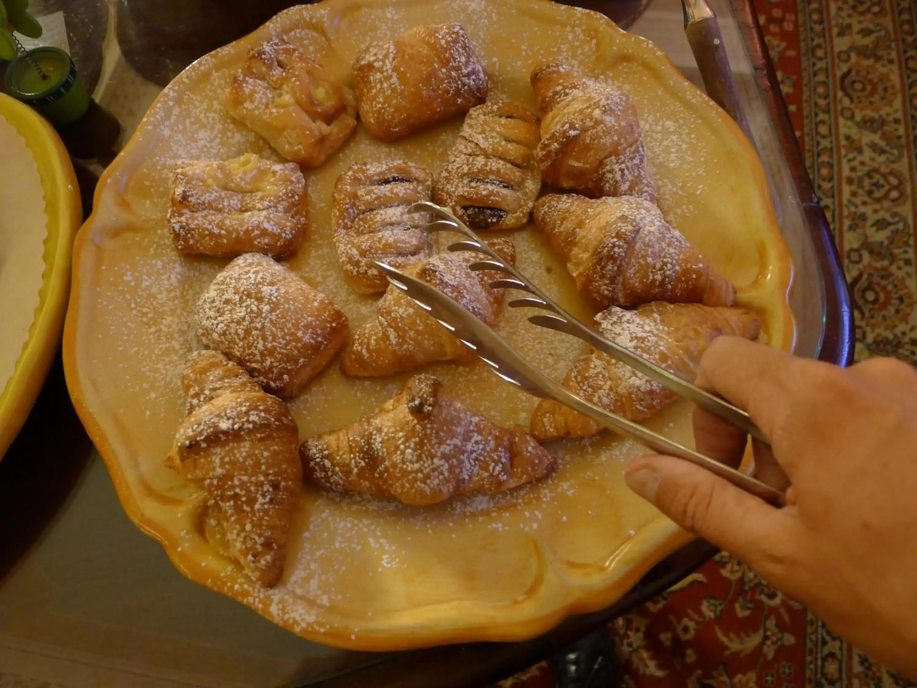 Continental breakfast, Food in Hotel Diana