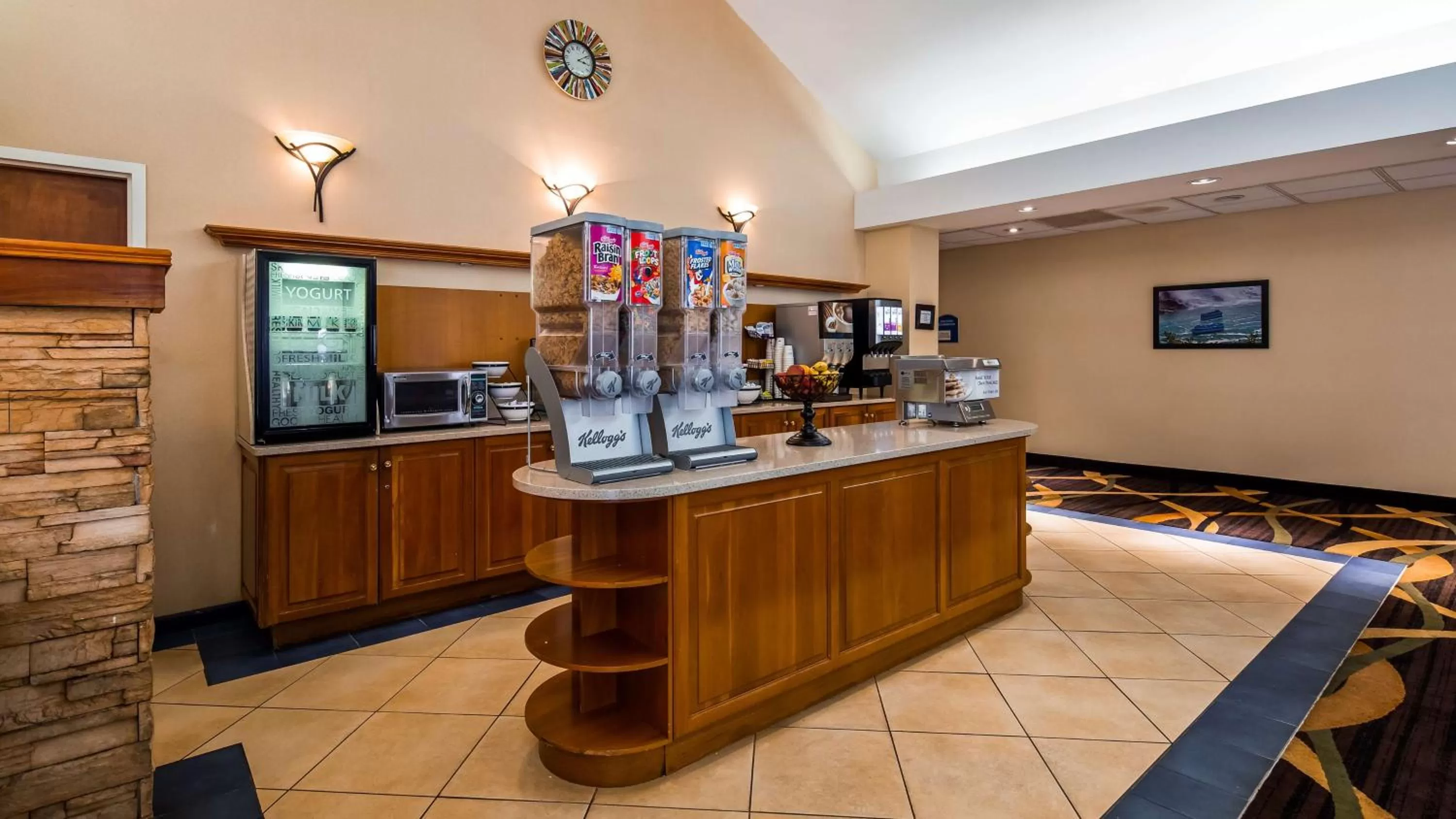 Restaurant/places to eat in Best Western Galleria Inn & Suites