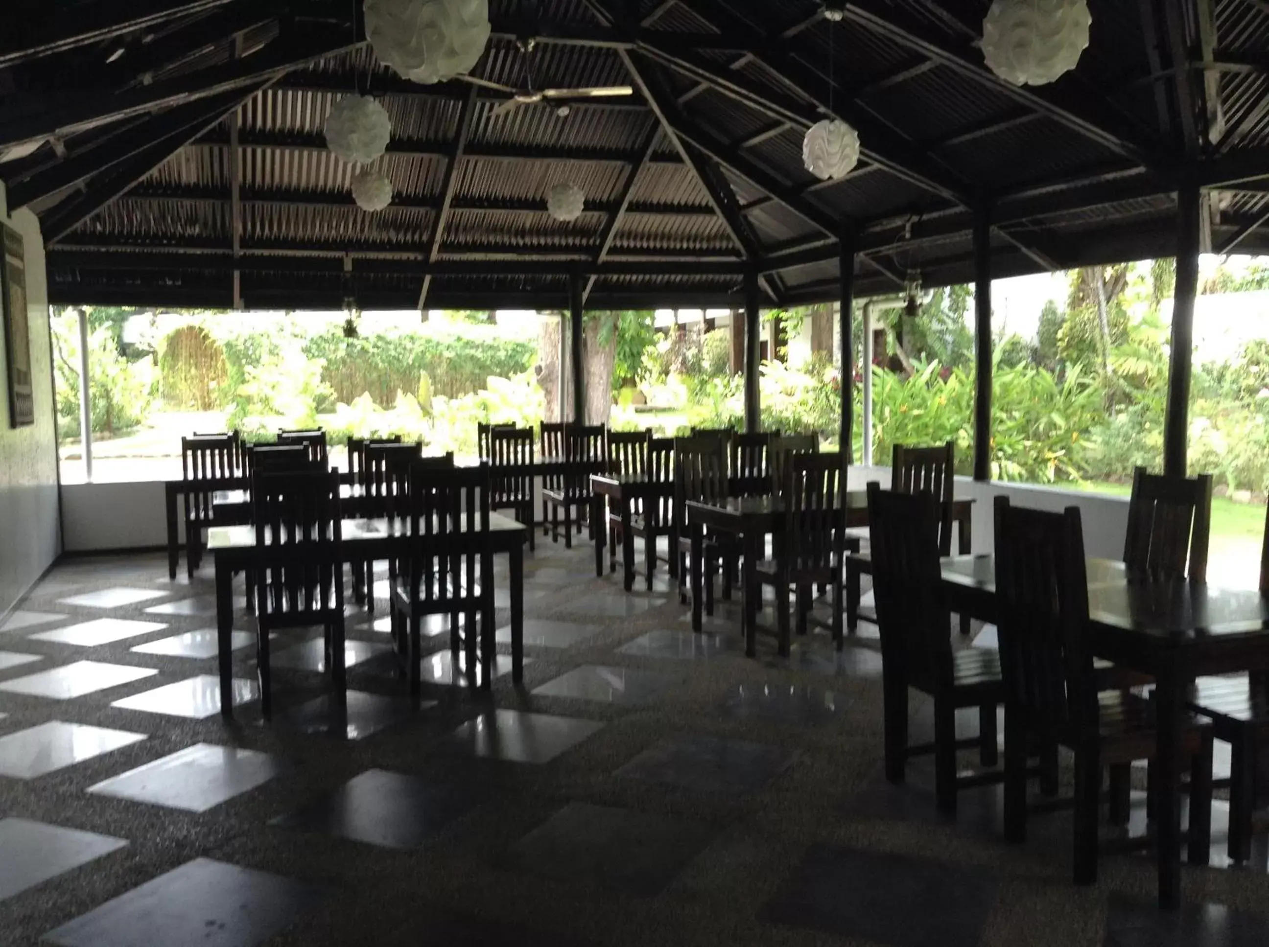 Restaurant/Places to Eat in Balay Tuko Garden Inn