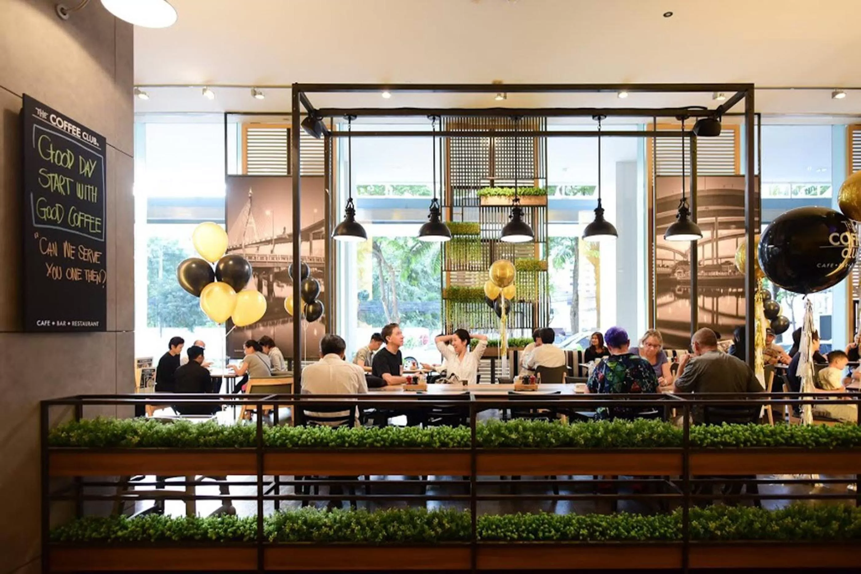 Restaurant/places to eat in Chatrium Sathon Bangkok