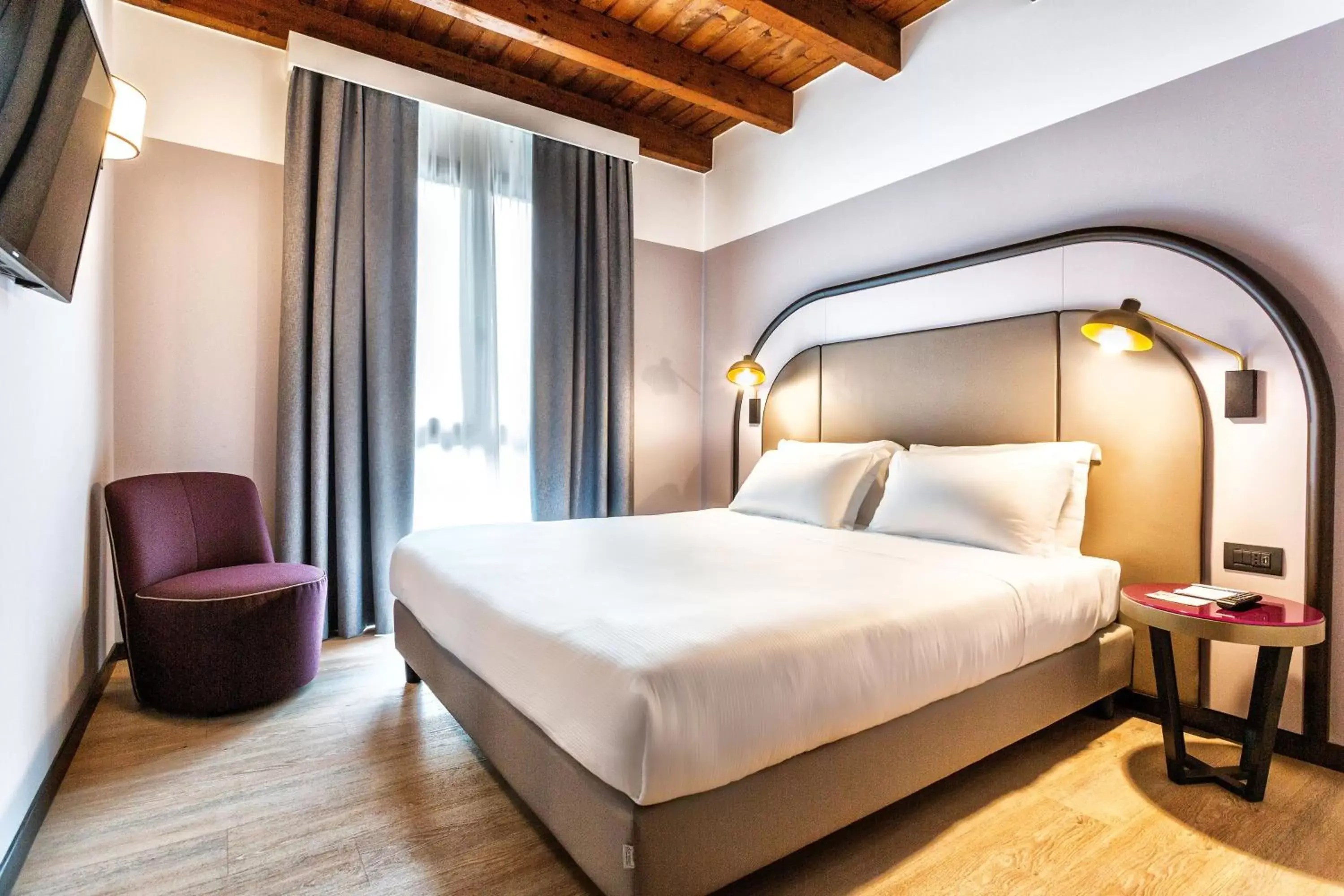 Bed in BEST WESTERN Titian Inn Hotel Treviso