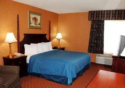 King Room - Smoking  in Quality Inn & Suites Meriden