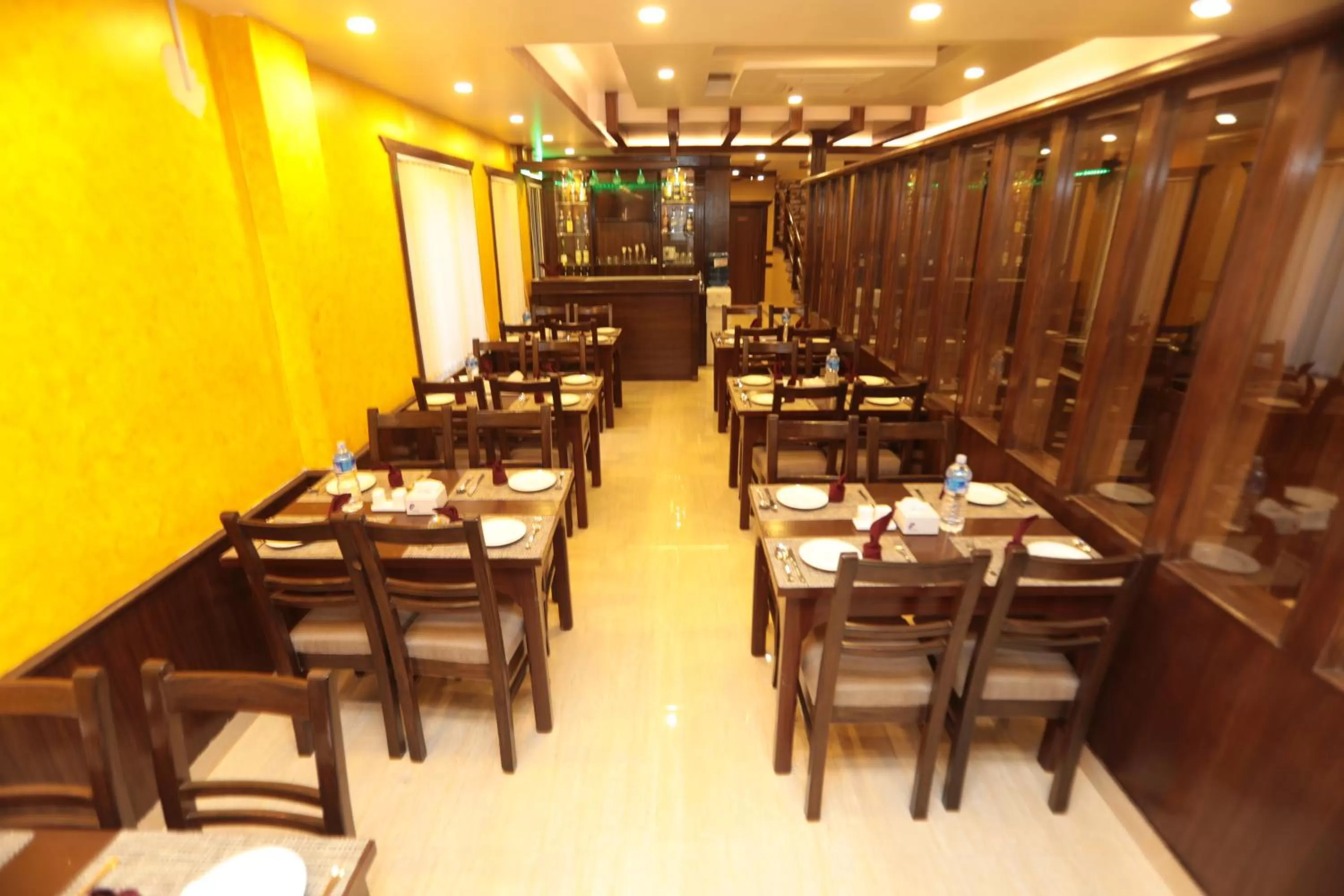 Restaurant/Places to Eat in Hotel The Clock