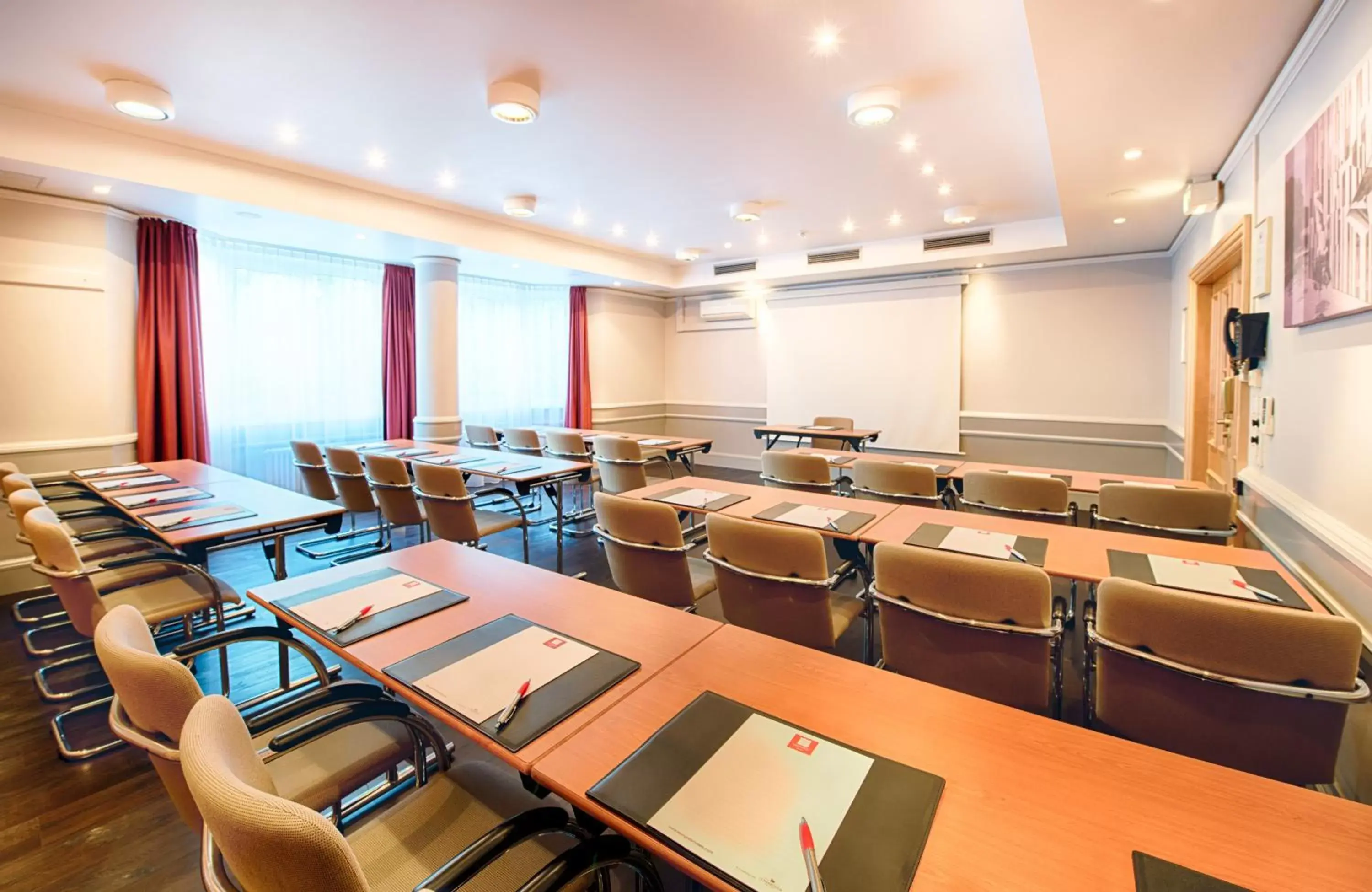 Meeting/conference room in Leonardo Hotel Düsseldorf City Center