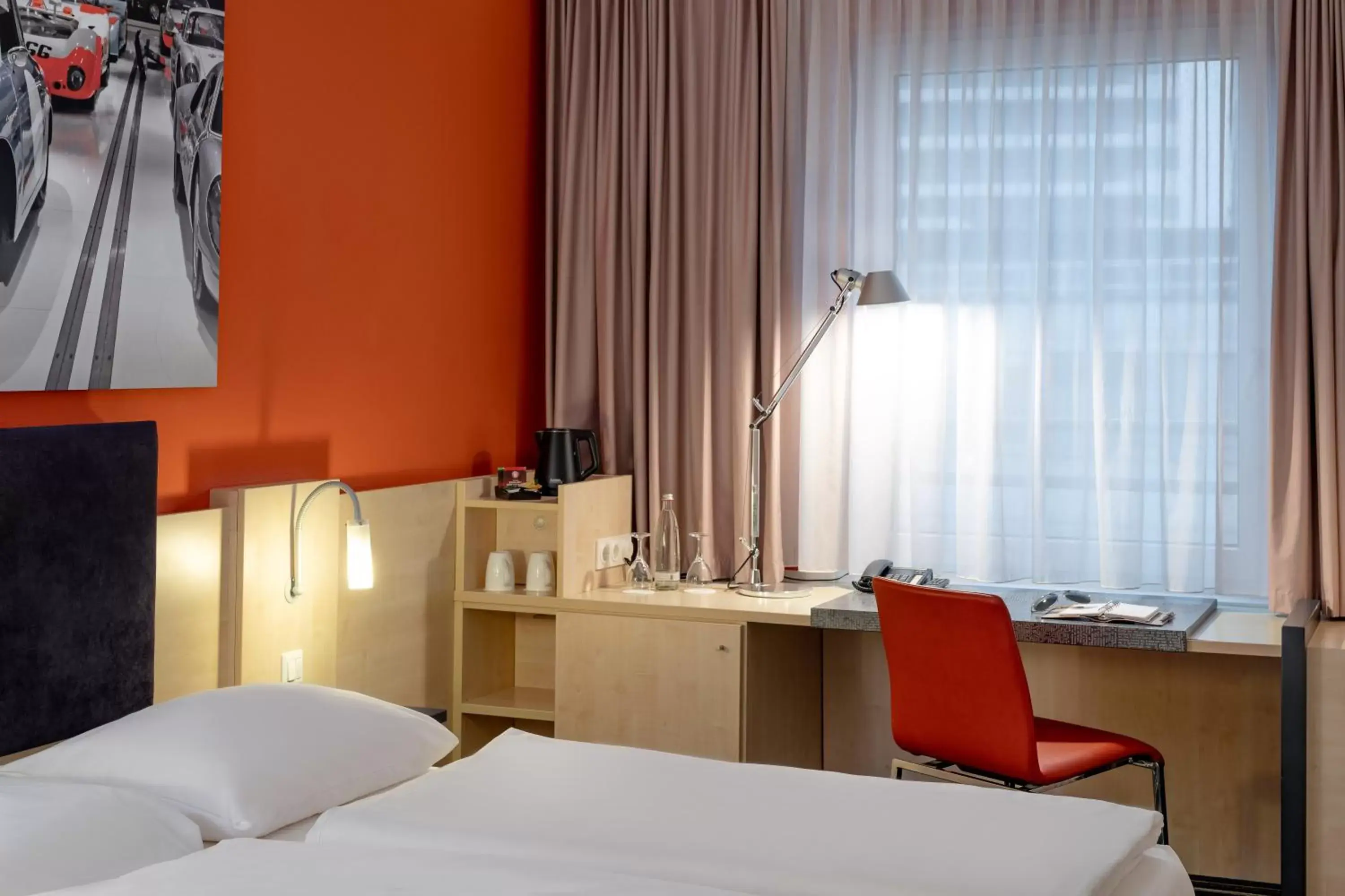 Coffee/tea facilities, Bed in Mercure Hotel Stuttgart City Center