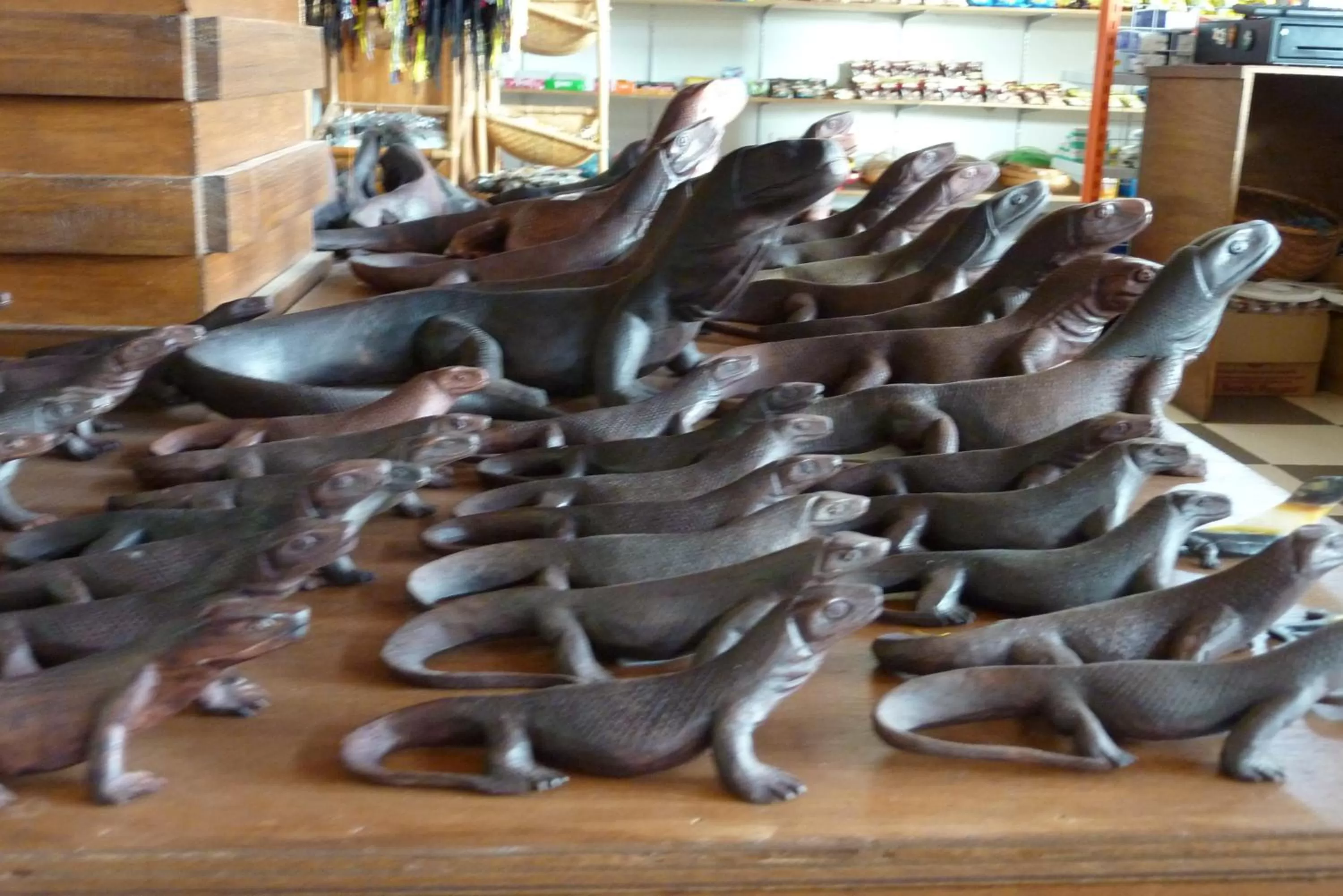 On-site shops in Exotic Komodo Hotel