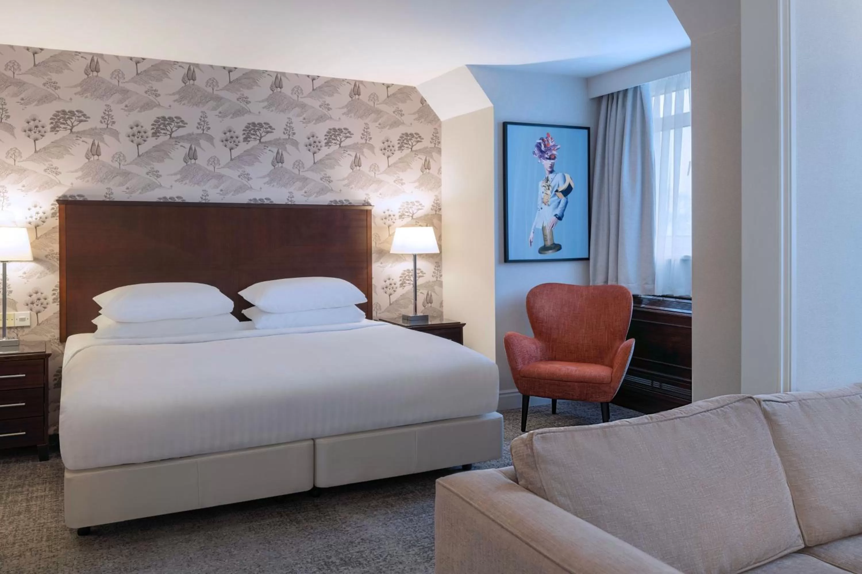 Photo of the whole room, Bed in Delta Hotels by Marriott York