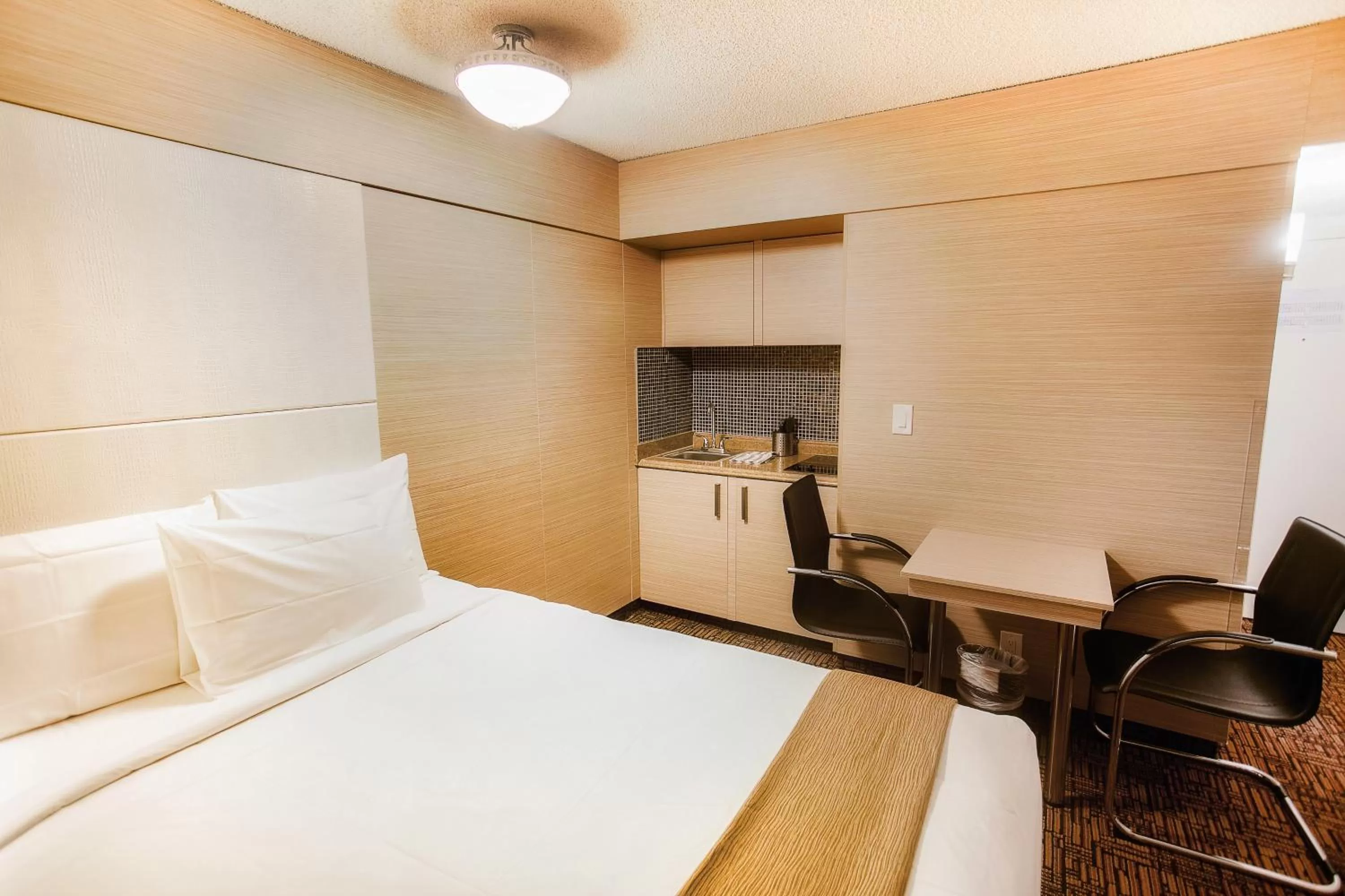 Kitchen or kitchenette, Bed in Ocean Beach Club