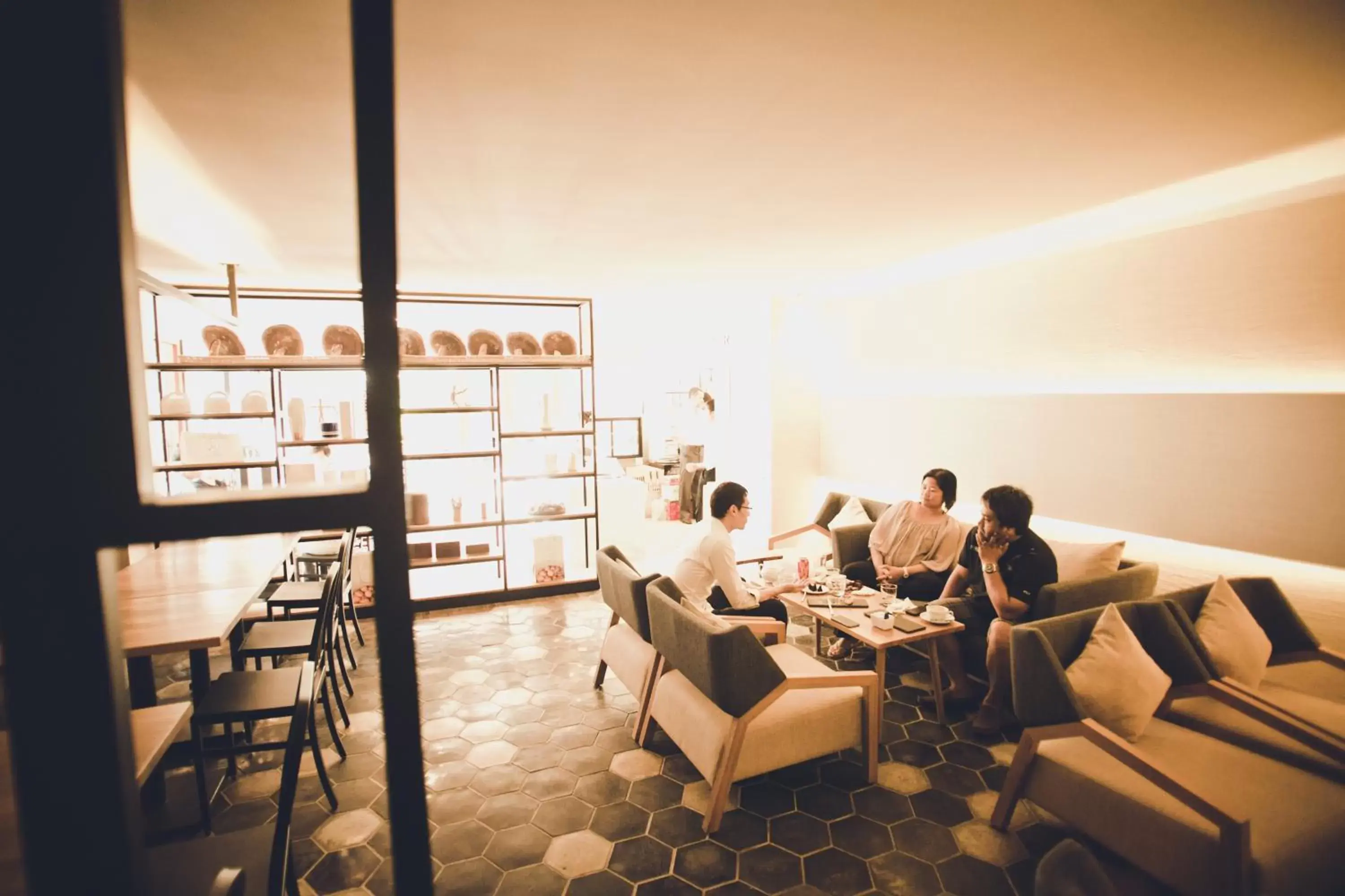 Restaurant/places to eat in White Mansion 白色公馆 Restaurant/places to eat in White Mansion 白色公馆