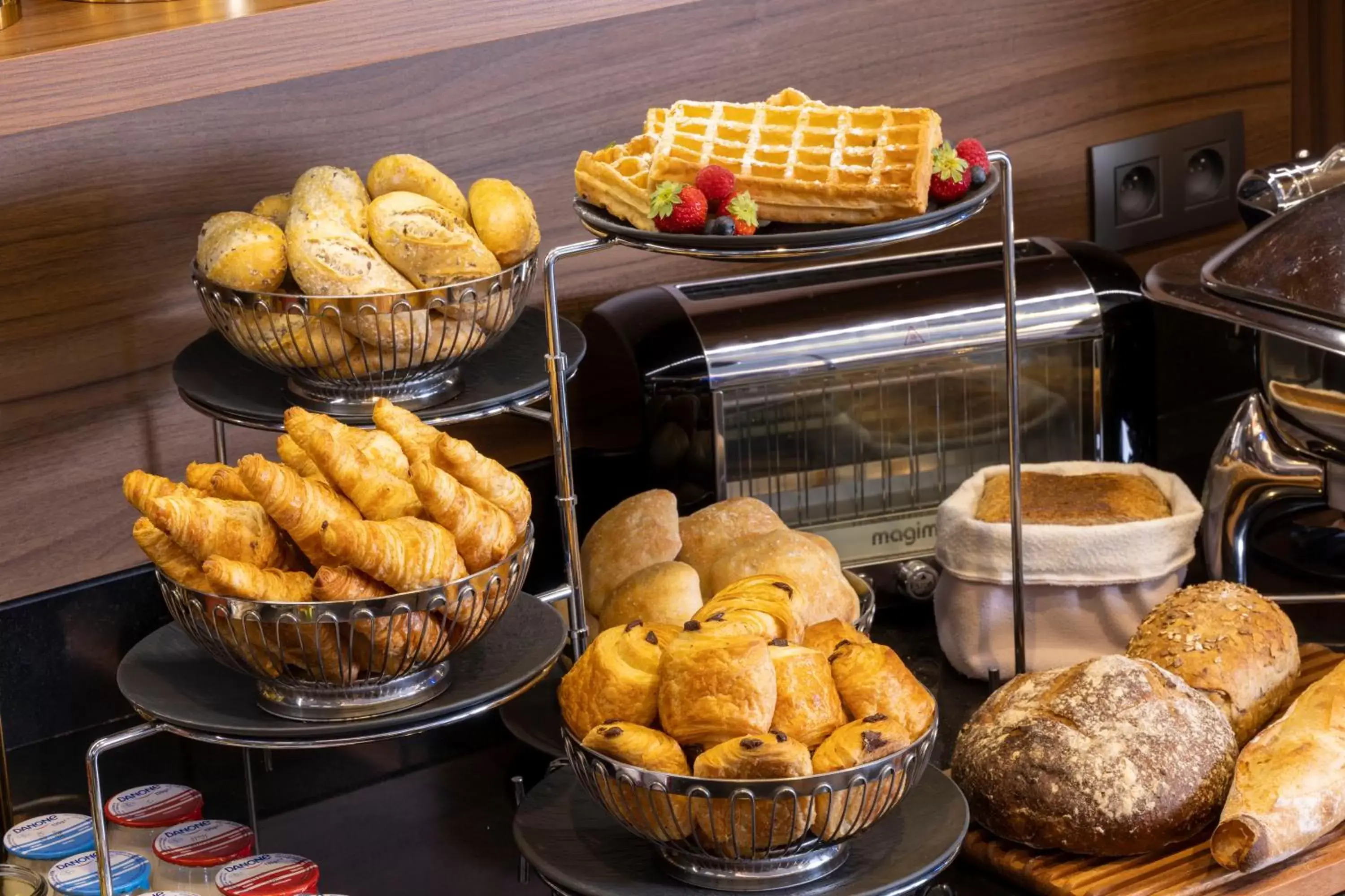 Buffet breakfast, Food in Hotel Whistler