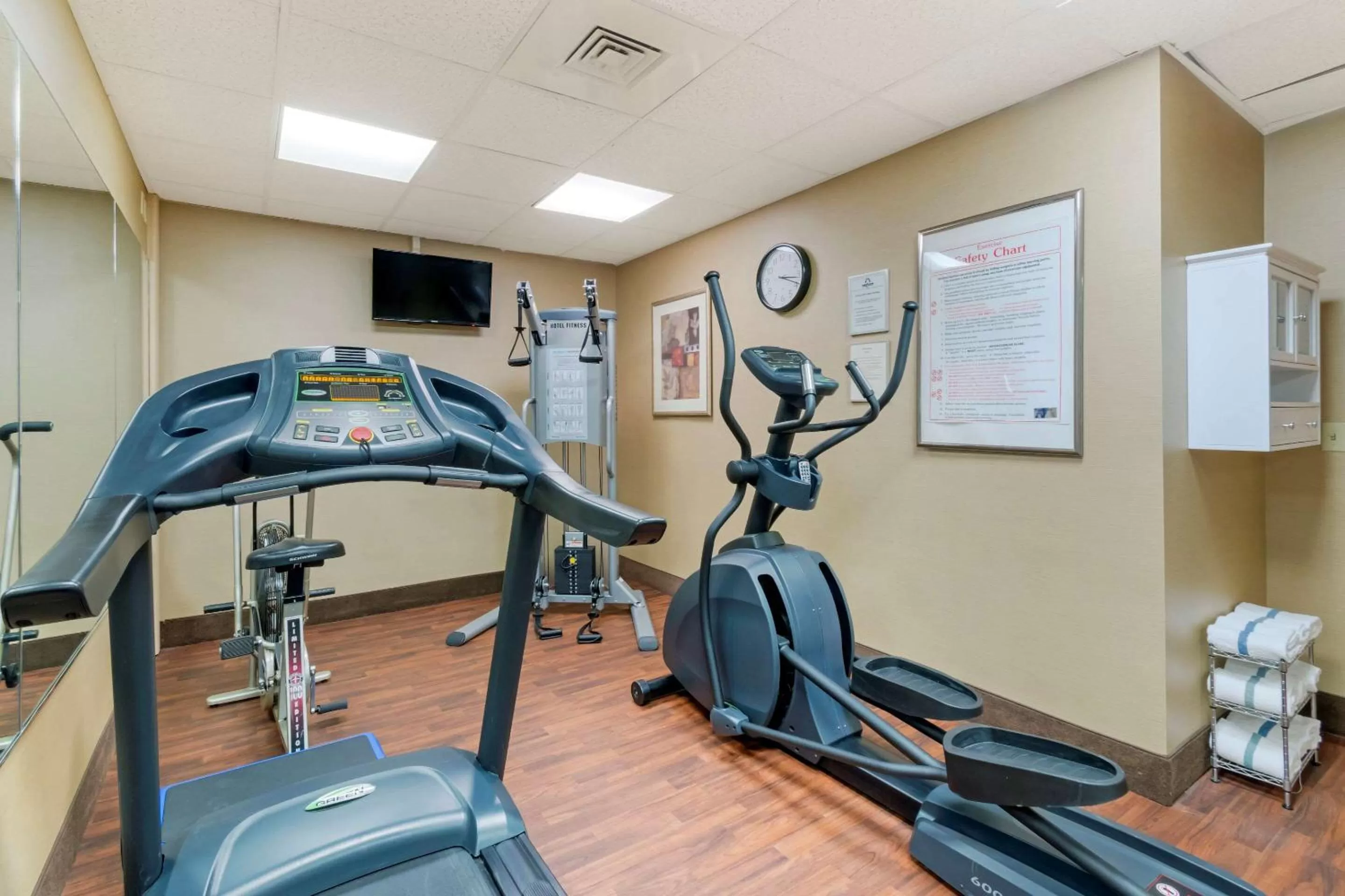 Fitness centre/facilities in Comfort Inn Mechanicsburg - Harrisburg South