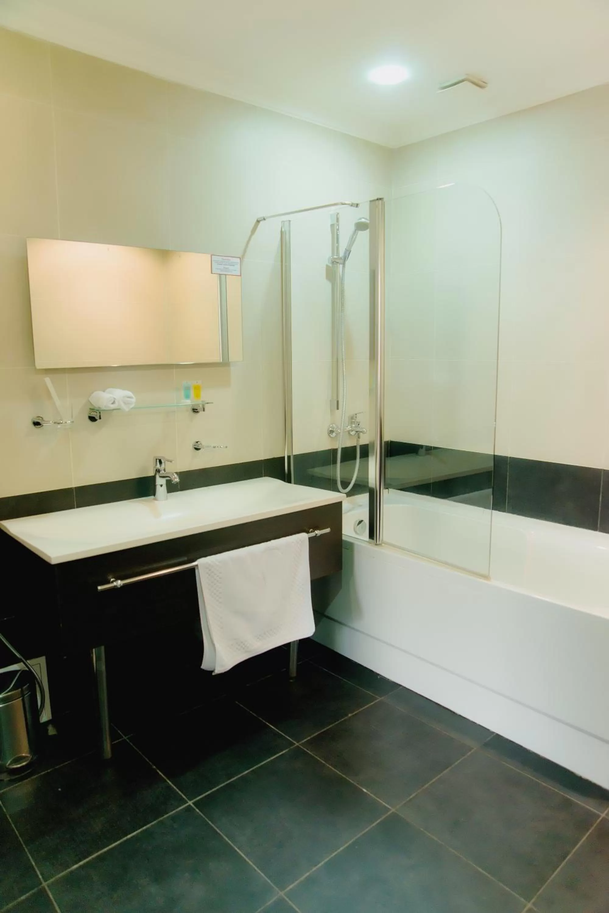 Bathroom in Sapar Standart Hotel