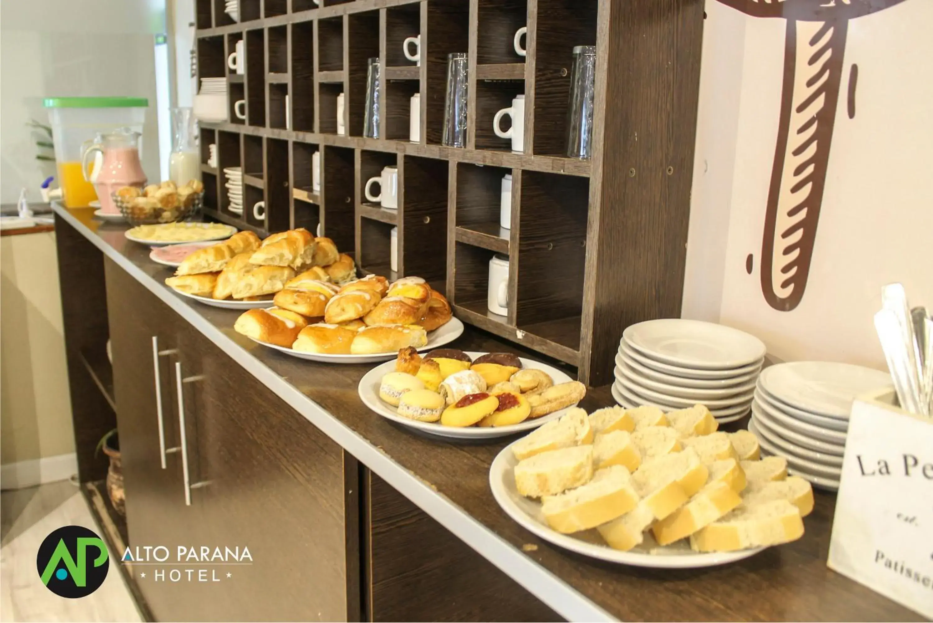 Food and drinks in Hotel Alto Parana