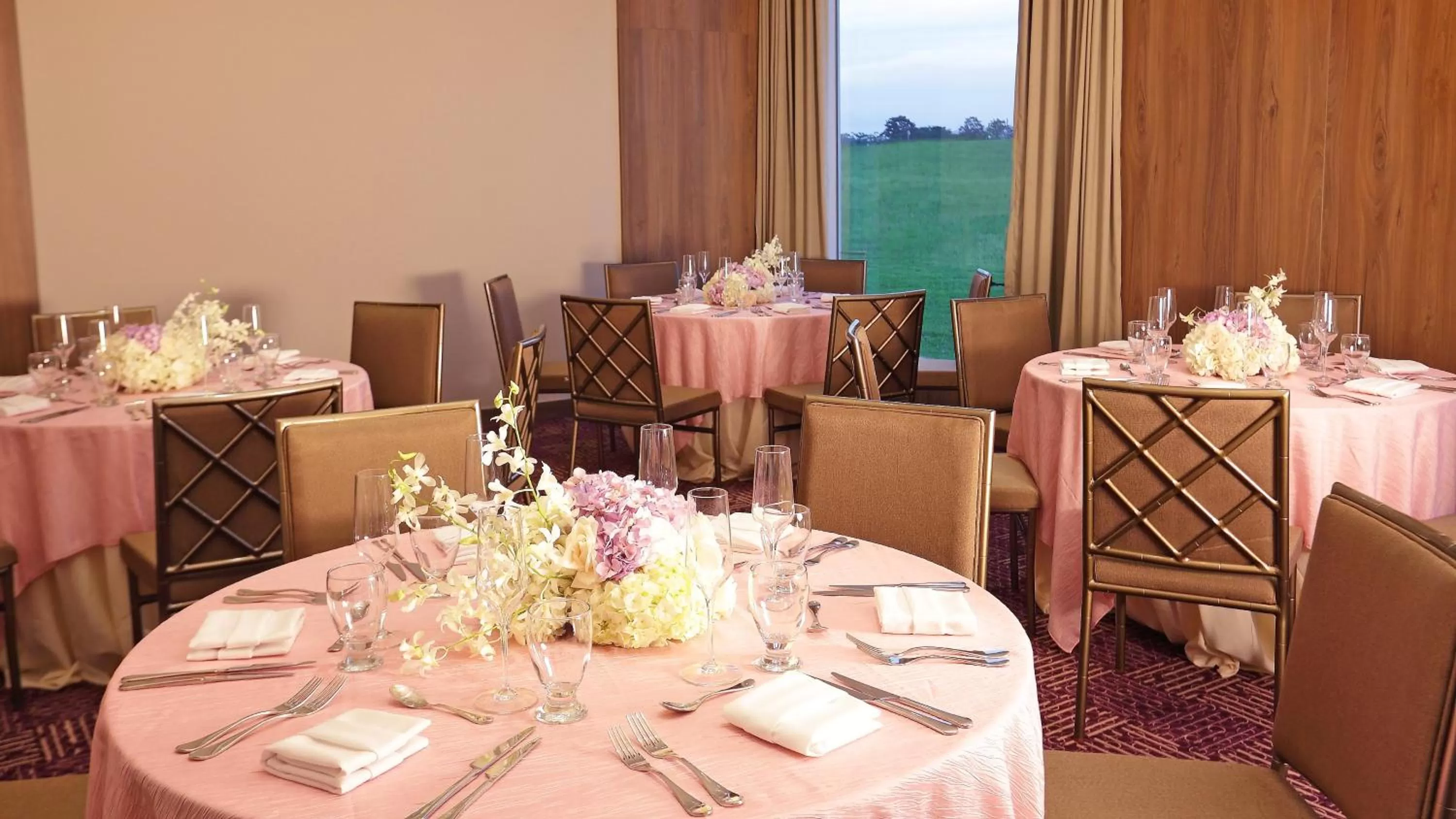 Banquet/Function facilities in Crowne Plaza Airport by IHG