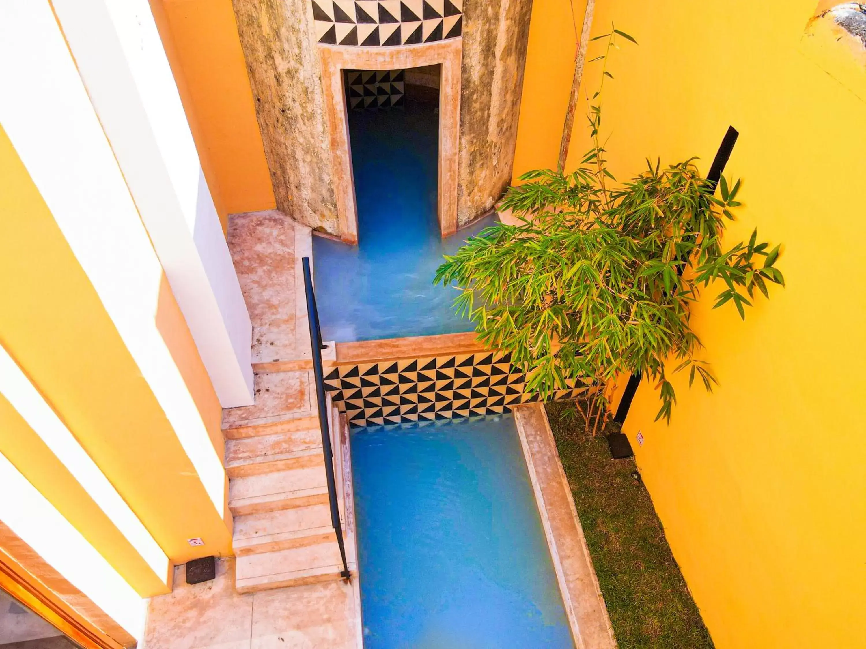Swimming pool, Pool View in Hotel La Nacional By Kavia