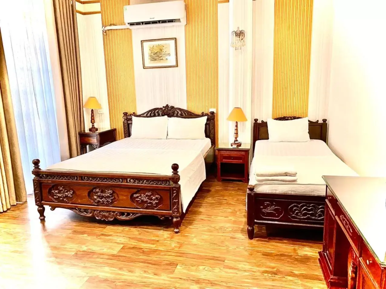 Bedroom, Bed in Hanoi Marriotte Hotel