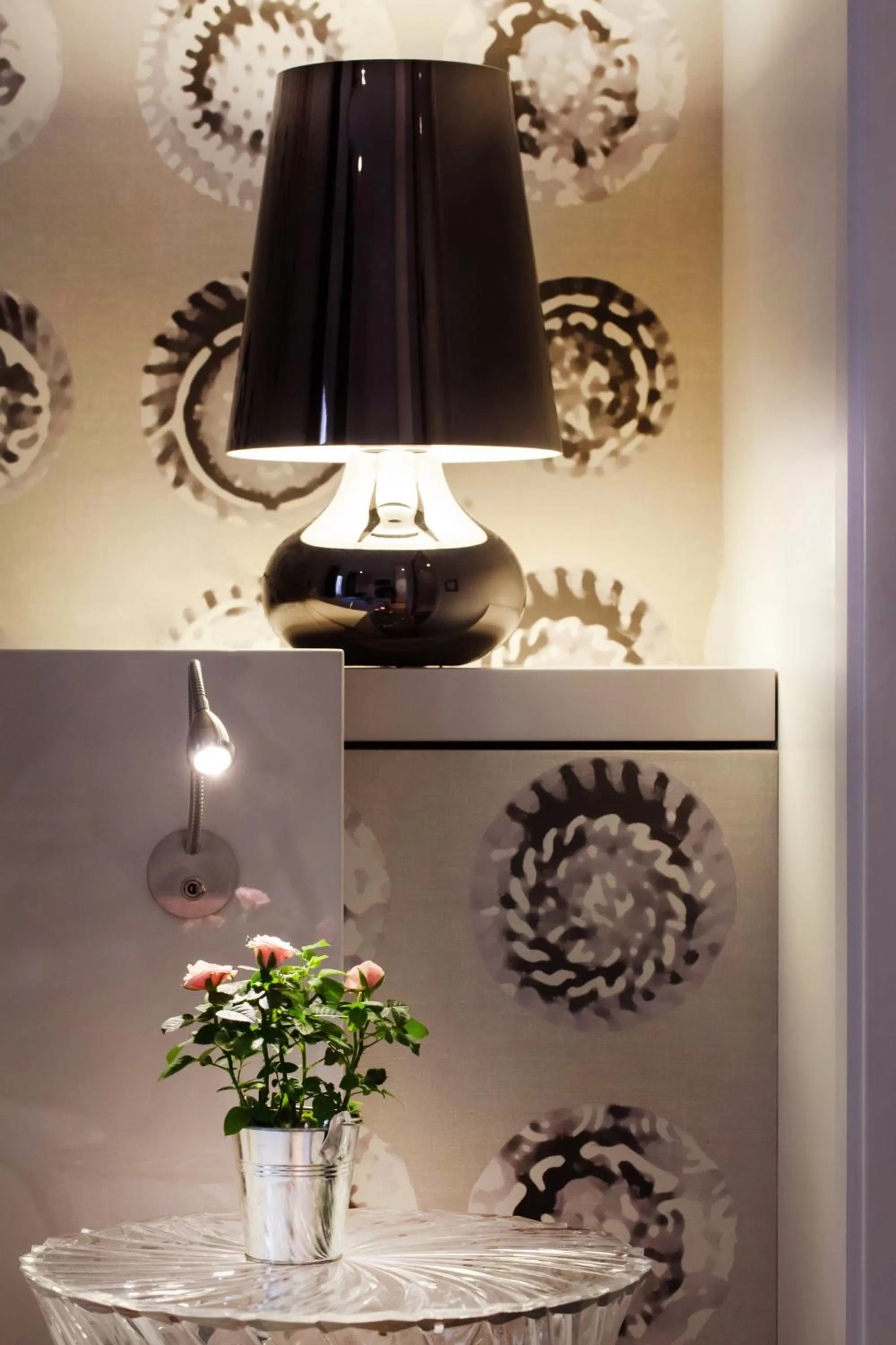 Decorative detail in Le Mireille