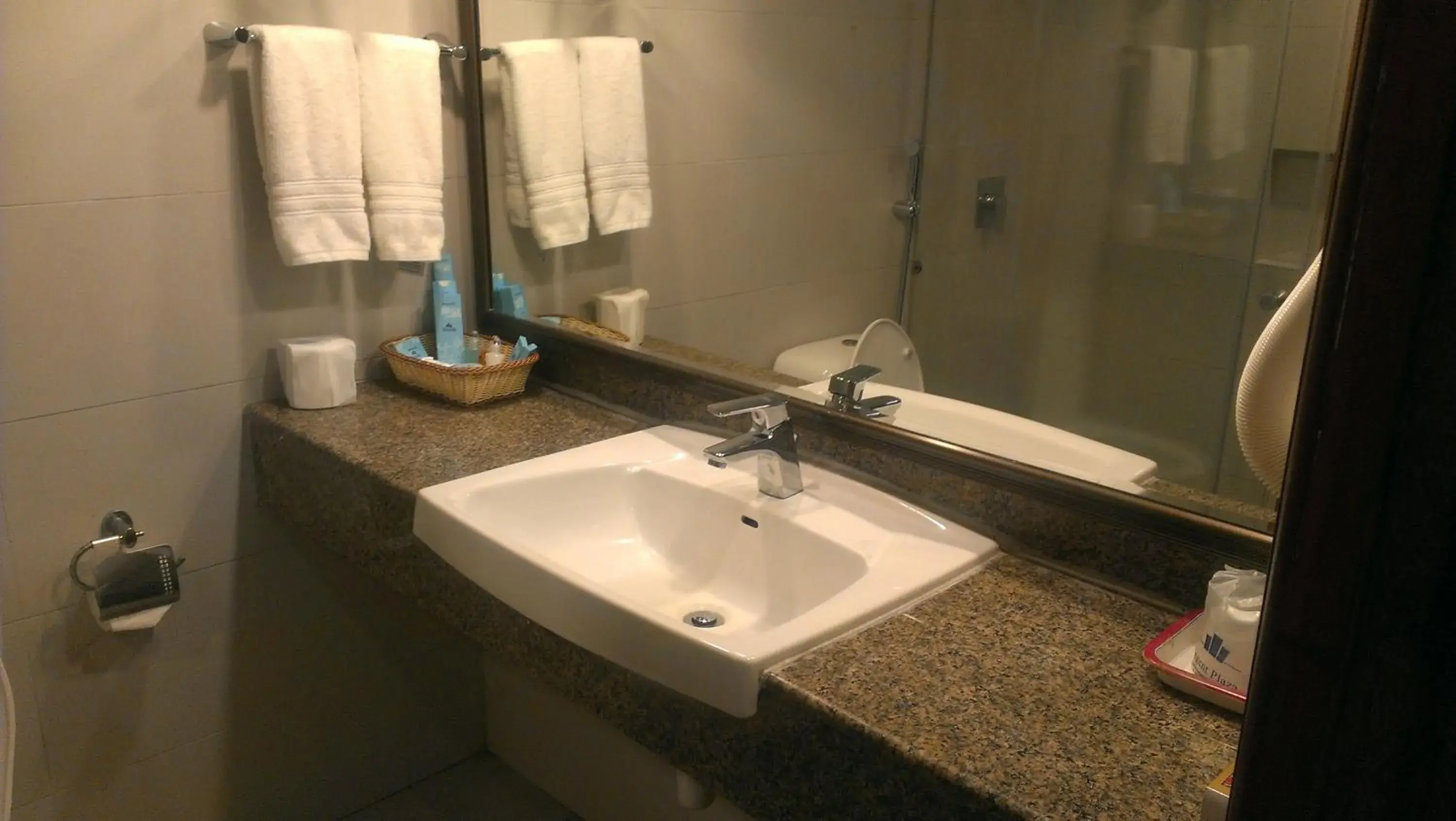 Bathroom in Regent Plaza Hotel & Convention Center