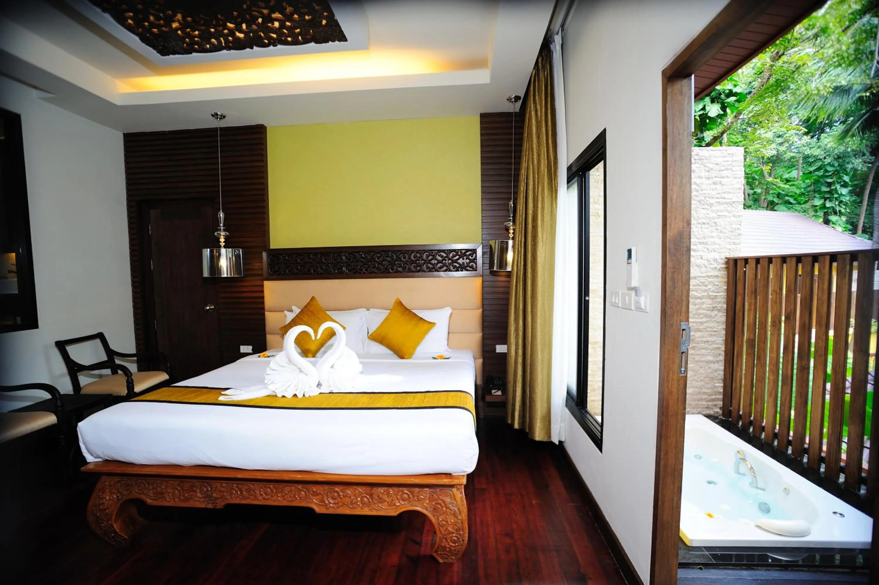 Bedroom, Bed in Peach Hill Resort - SHA Extra Plus