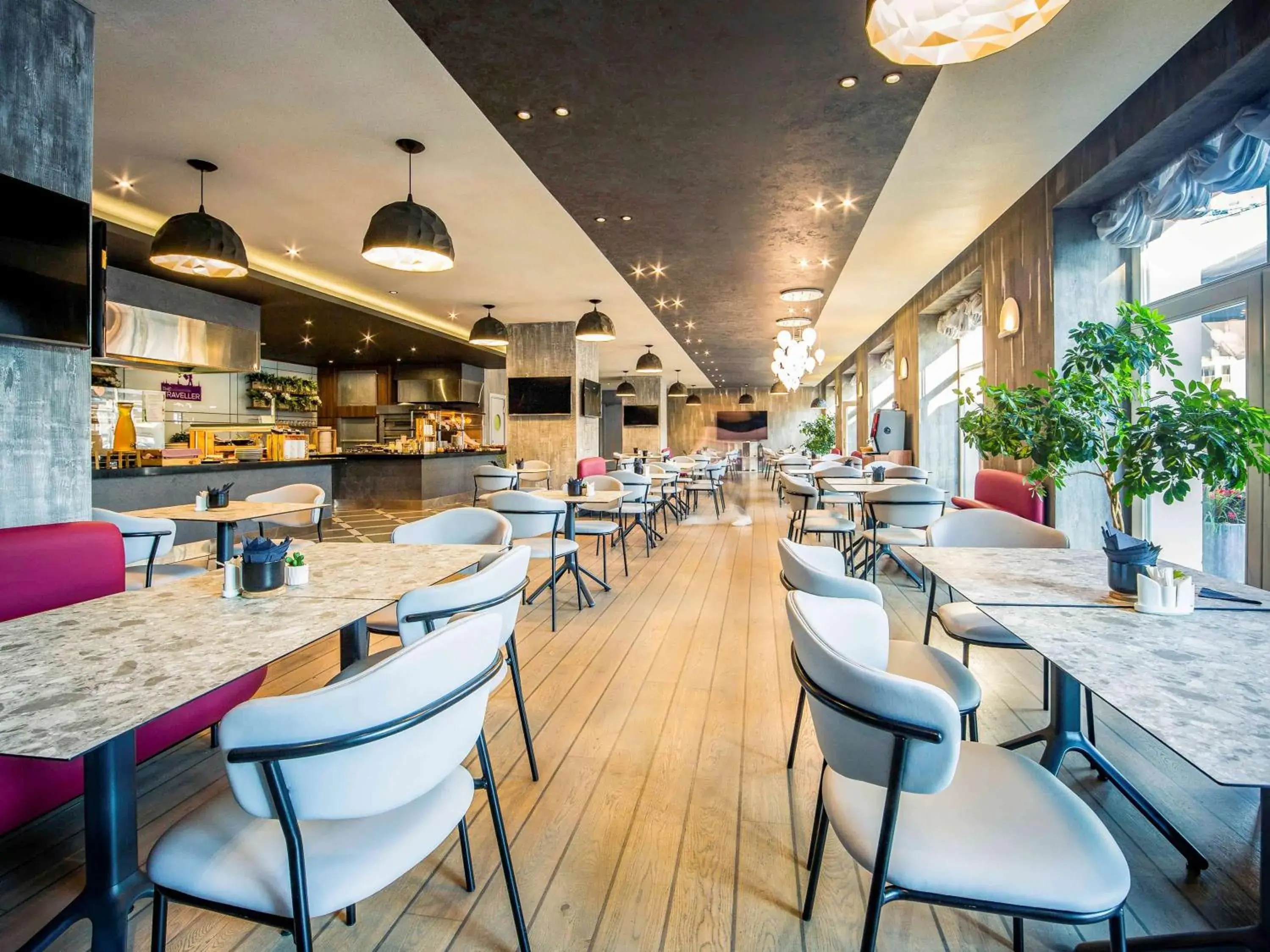 Restaurant/Places to Eat in Mercure Riga Centre