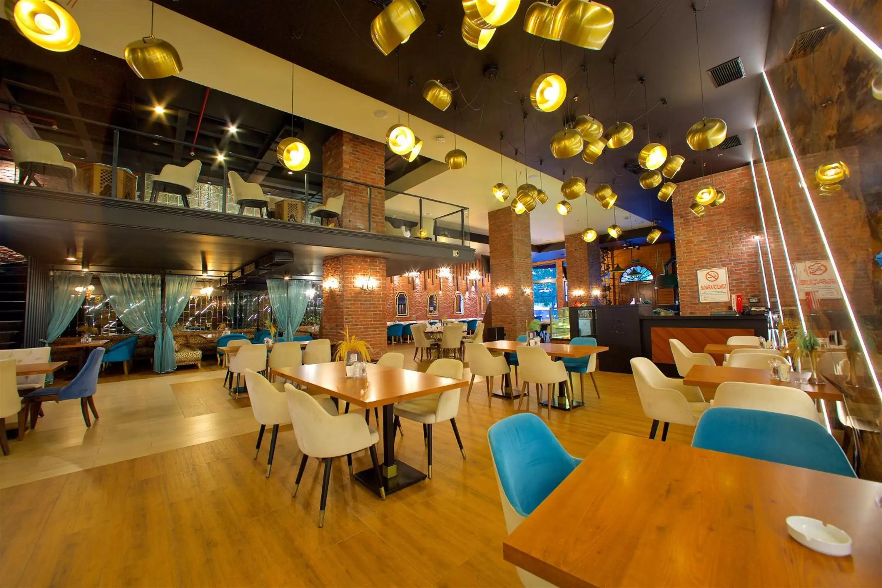 Restaurant/places to eat, Lounge/Bar in Ramada Hotel & Suites by Wyndham Istanbul Merter