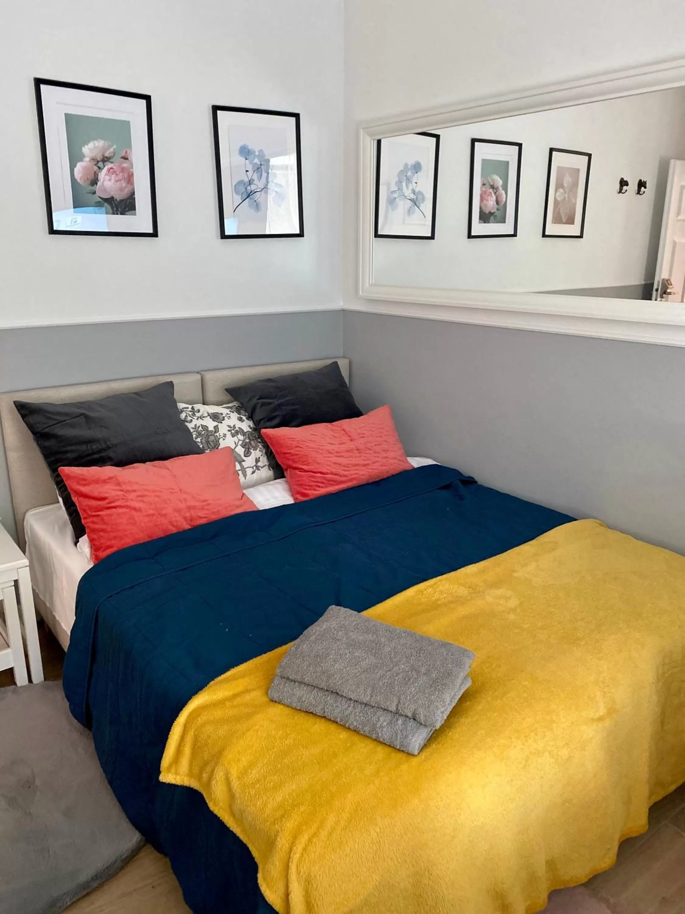 Bed in Pokoje w Starej Karczmie - by Upstairs