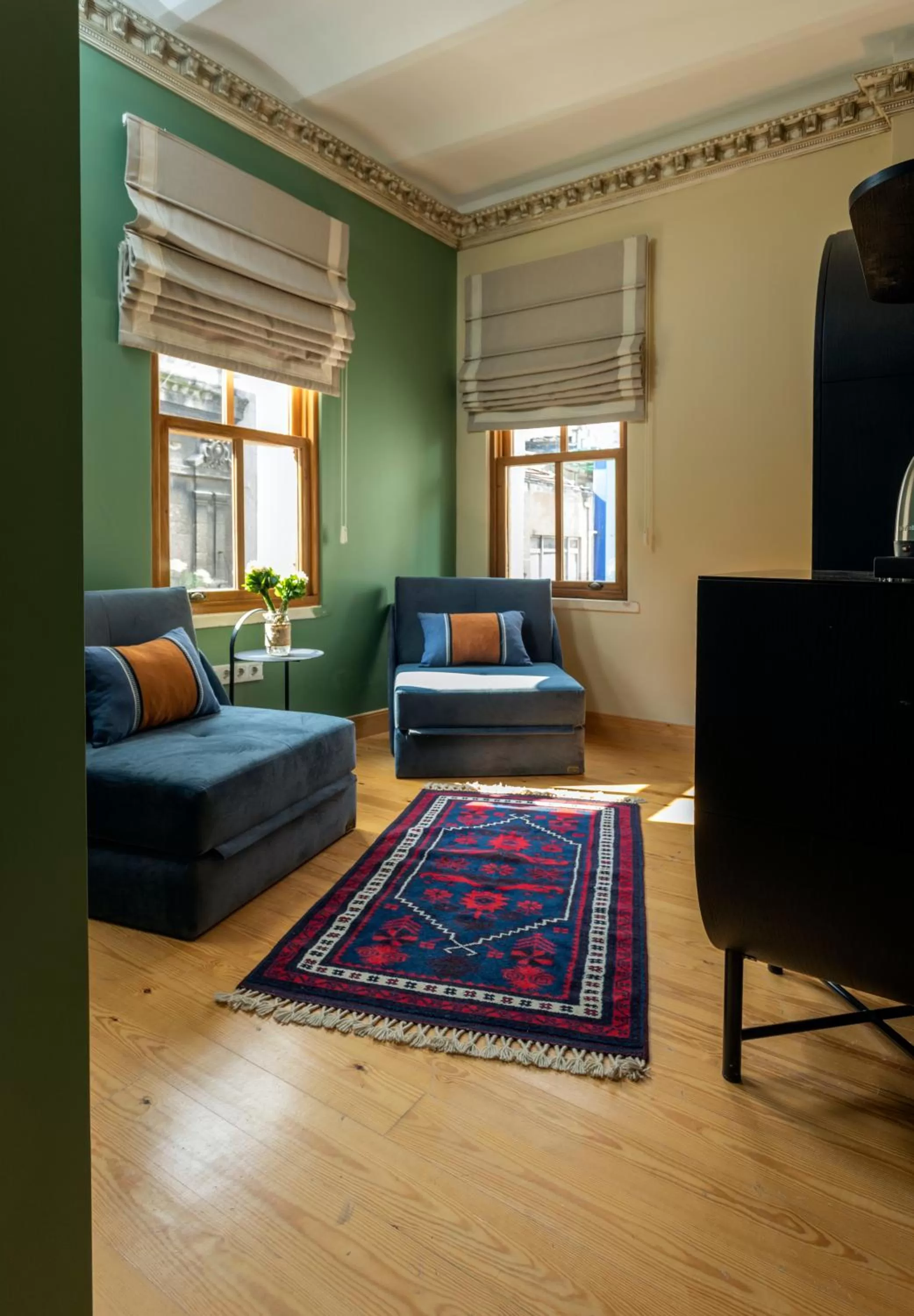 Seating area in Sirin Han Hotel Old City