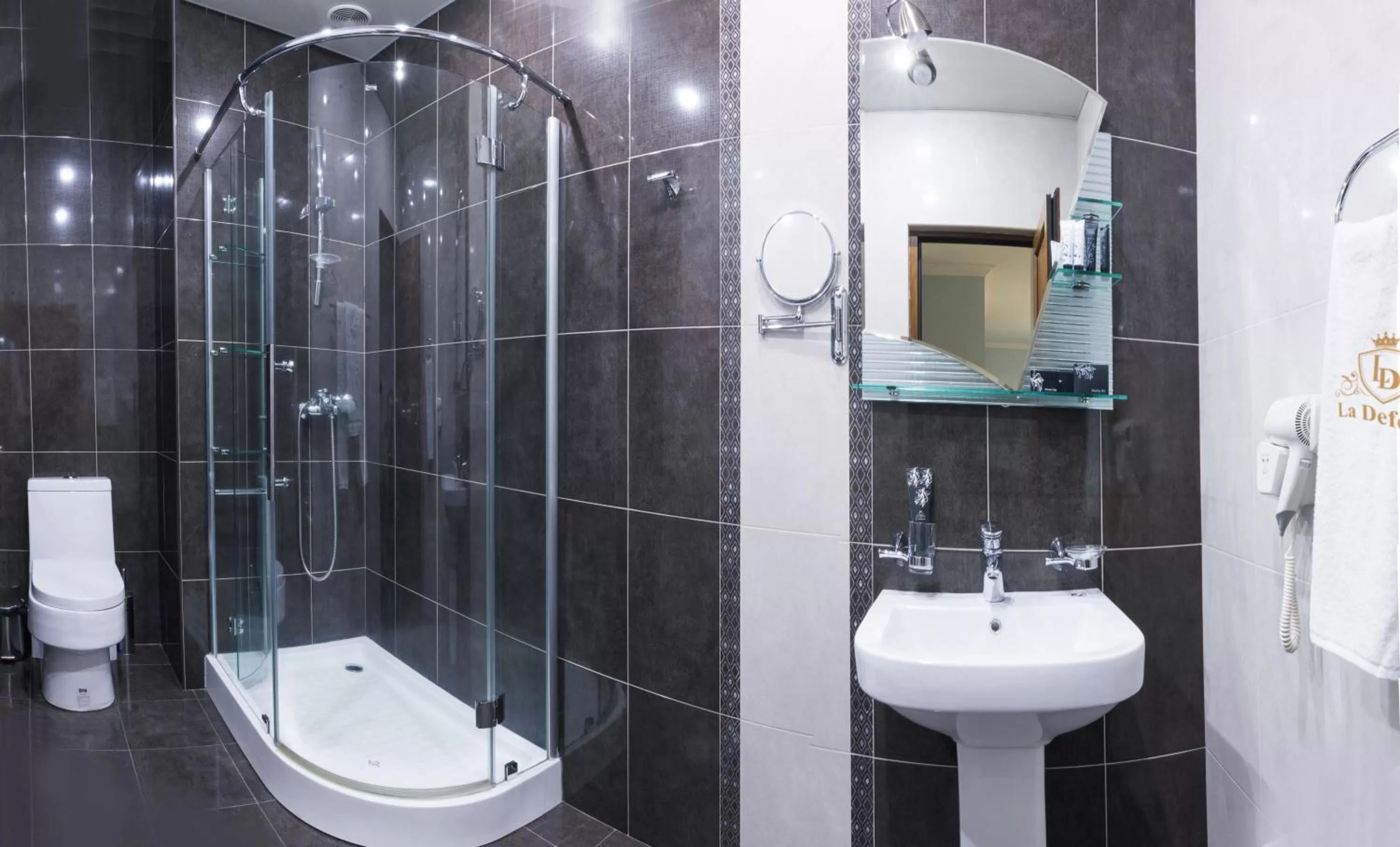 Bathroom in La Defense Hotel Yerevan