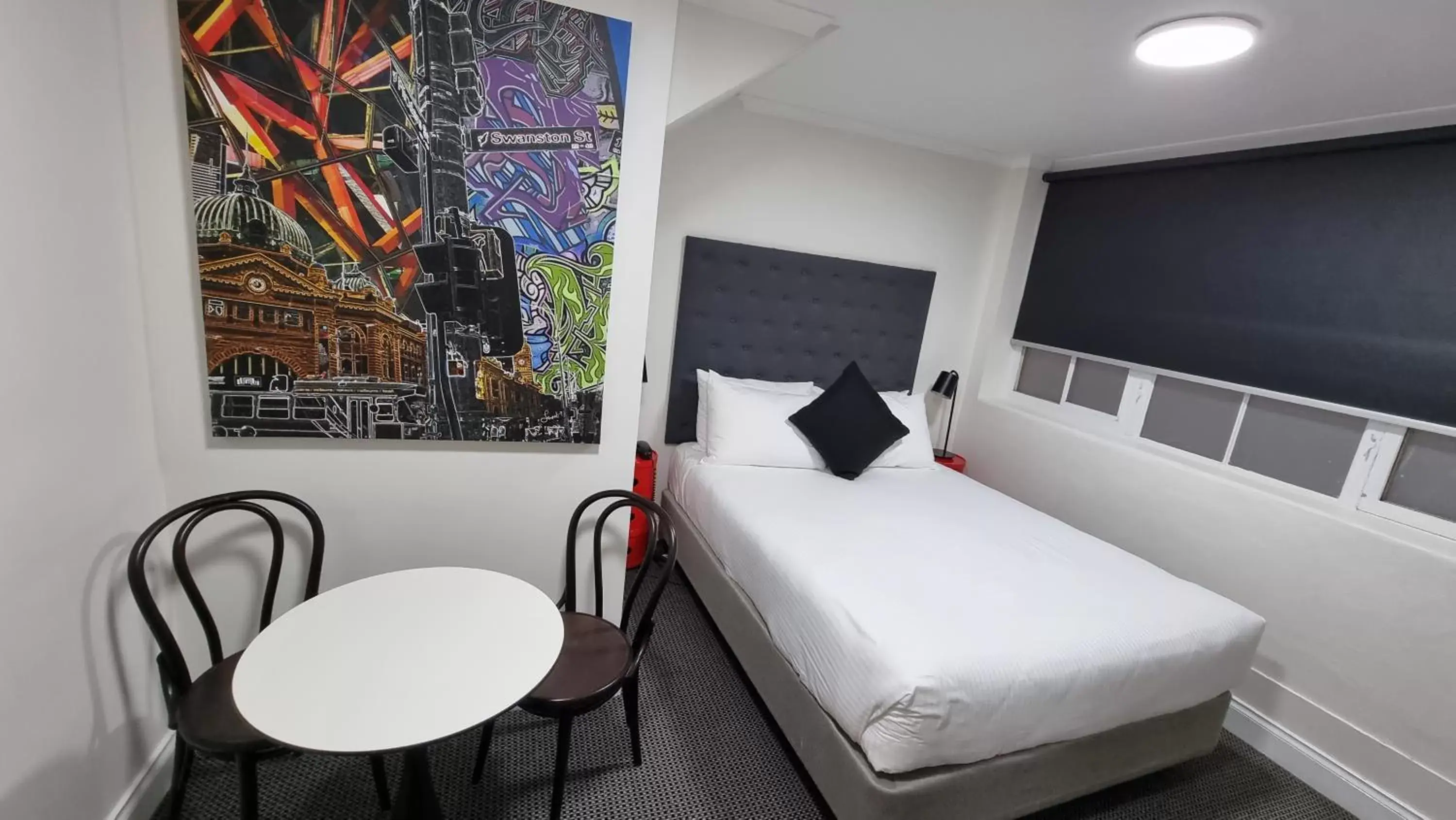 Bed in Quality Apartments Melbourne Central