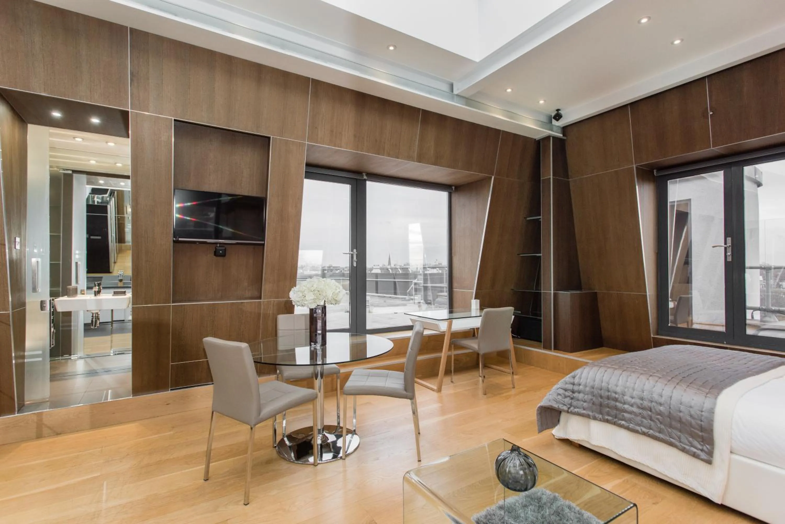 Shower in The Harrington - Gloucester Road - 1 Harrington Gardens