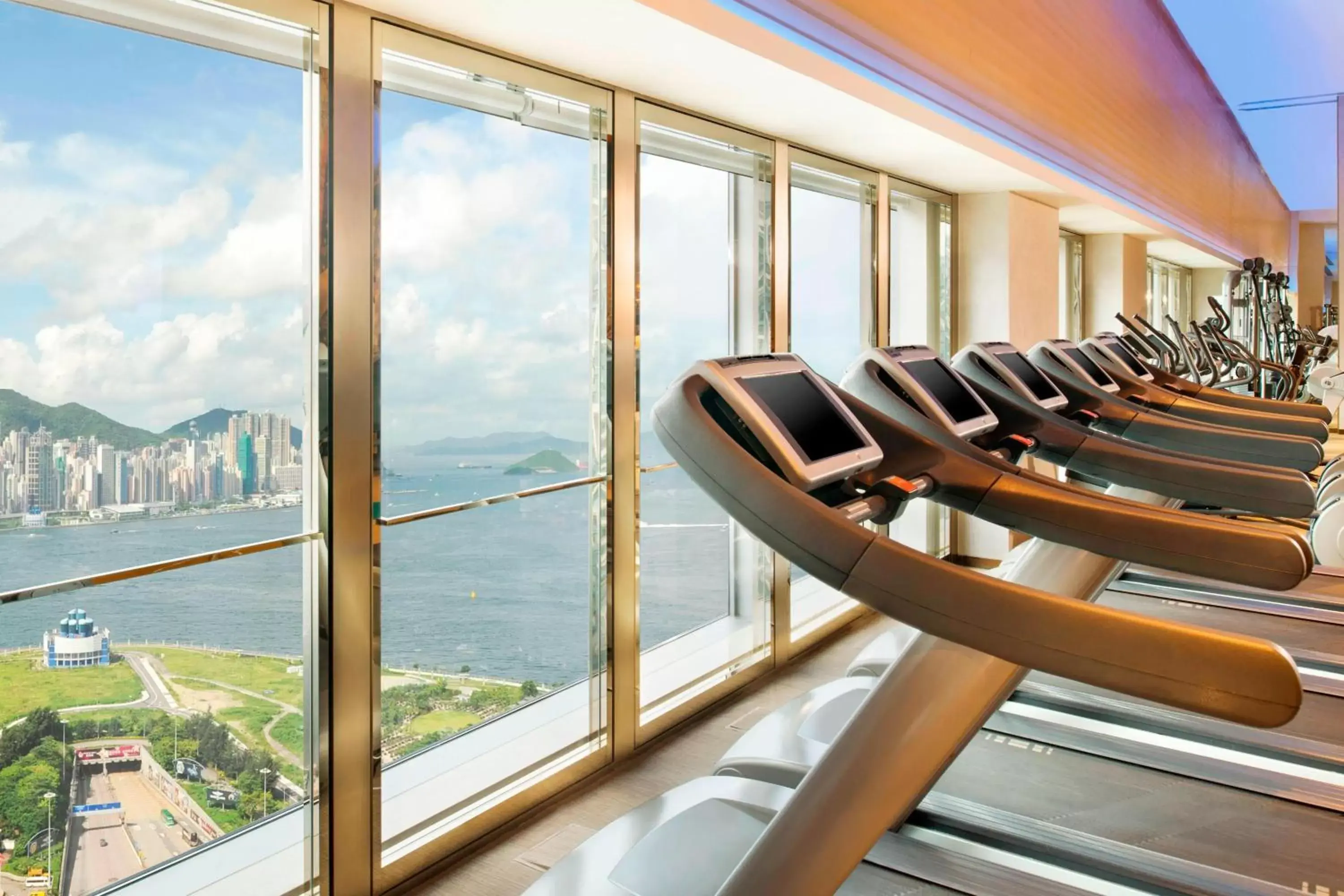 Fitness centre/facilities, Fitness Center/Facilities in W Hong Kong