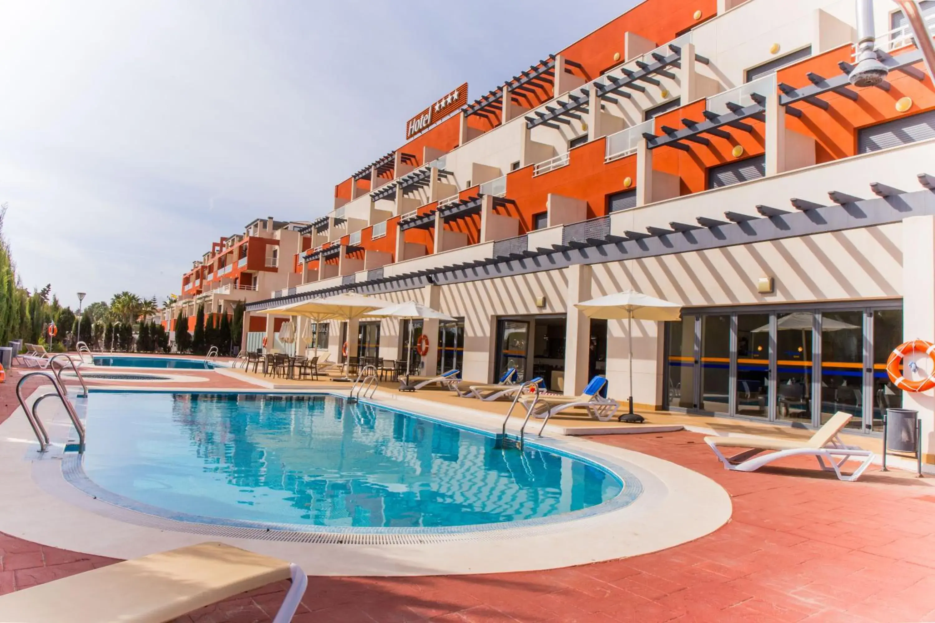 Swimming pool, Property Building in Hotel Adaria Vera