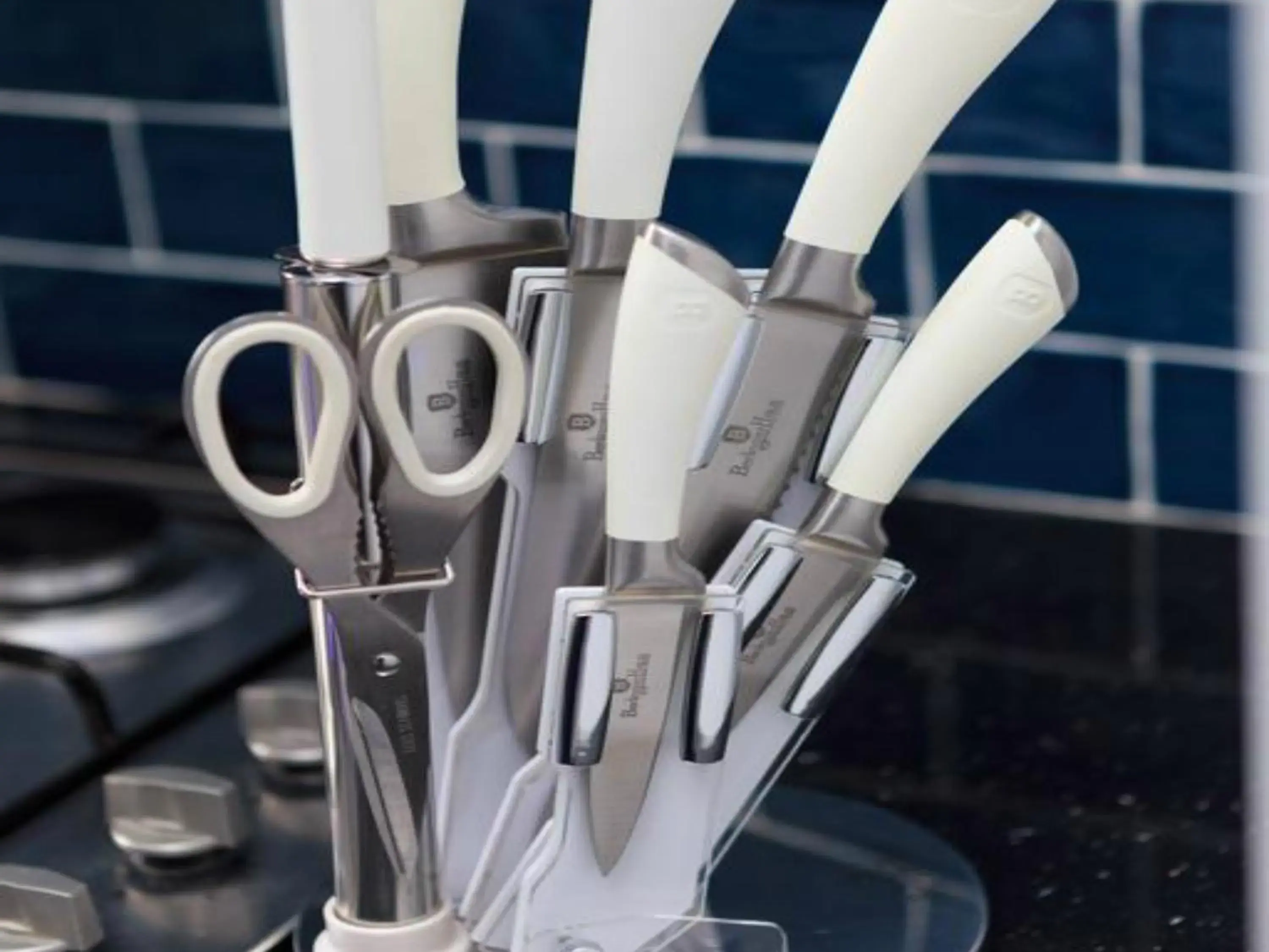 Kitchen or kitchenette in Live in Leeds Grange Apartments Kitchen or kitchenette in Live in Leeds Grange Apartments