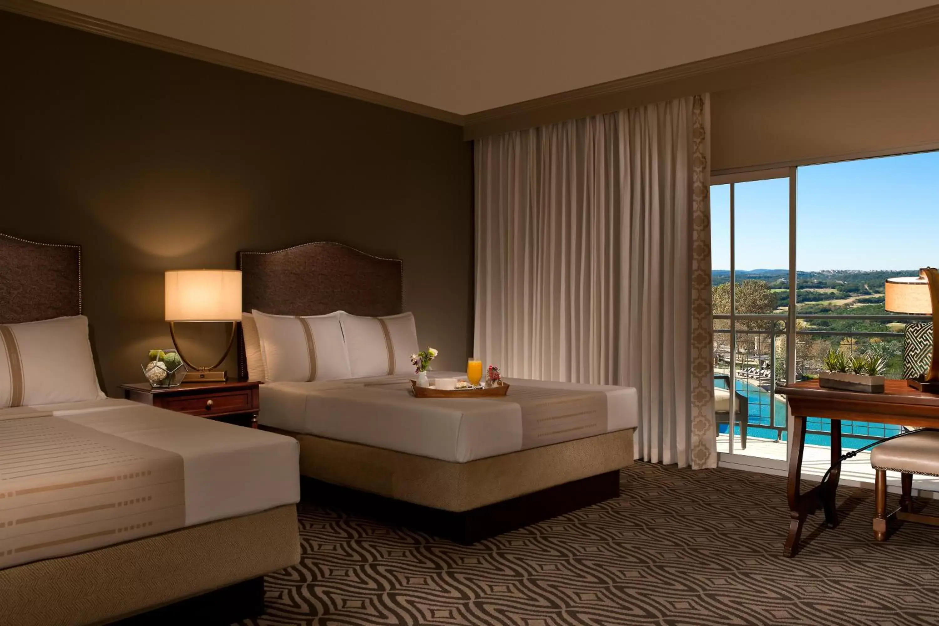Bedroom, Bed in La Cantera Resort & Spa