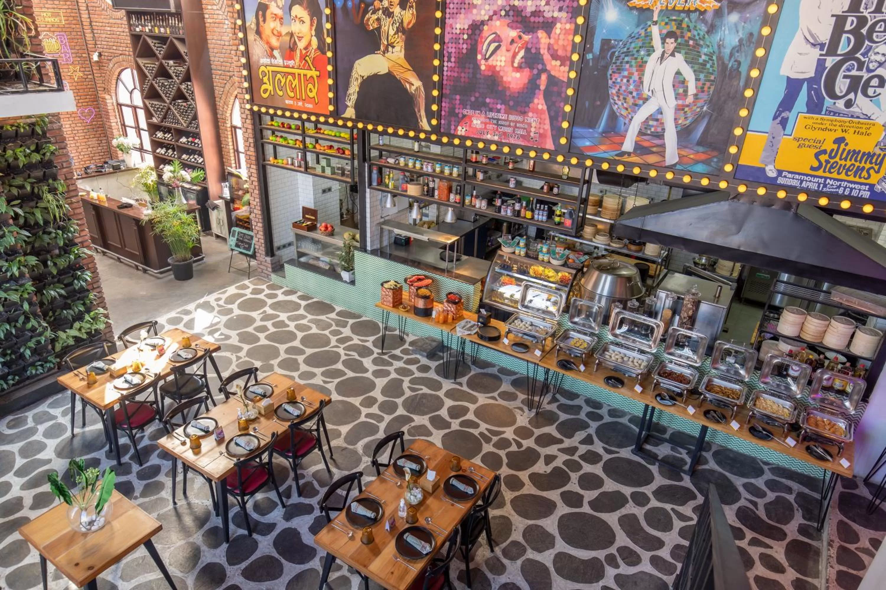 Restaurant/places to eat in Gaas BaasCo